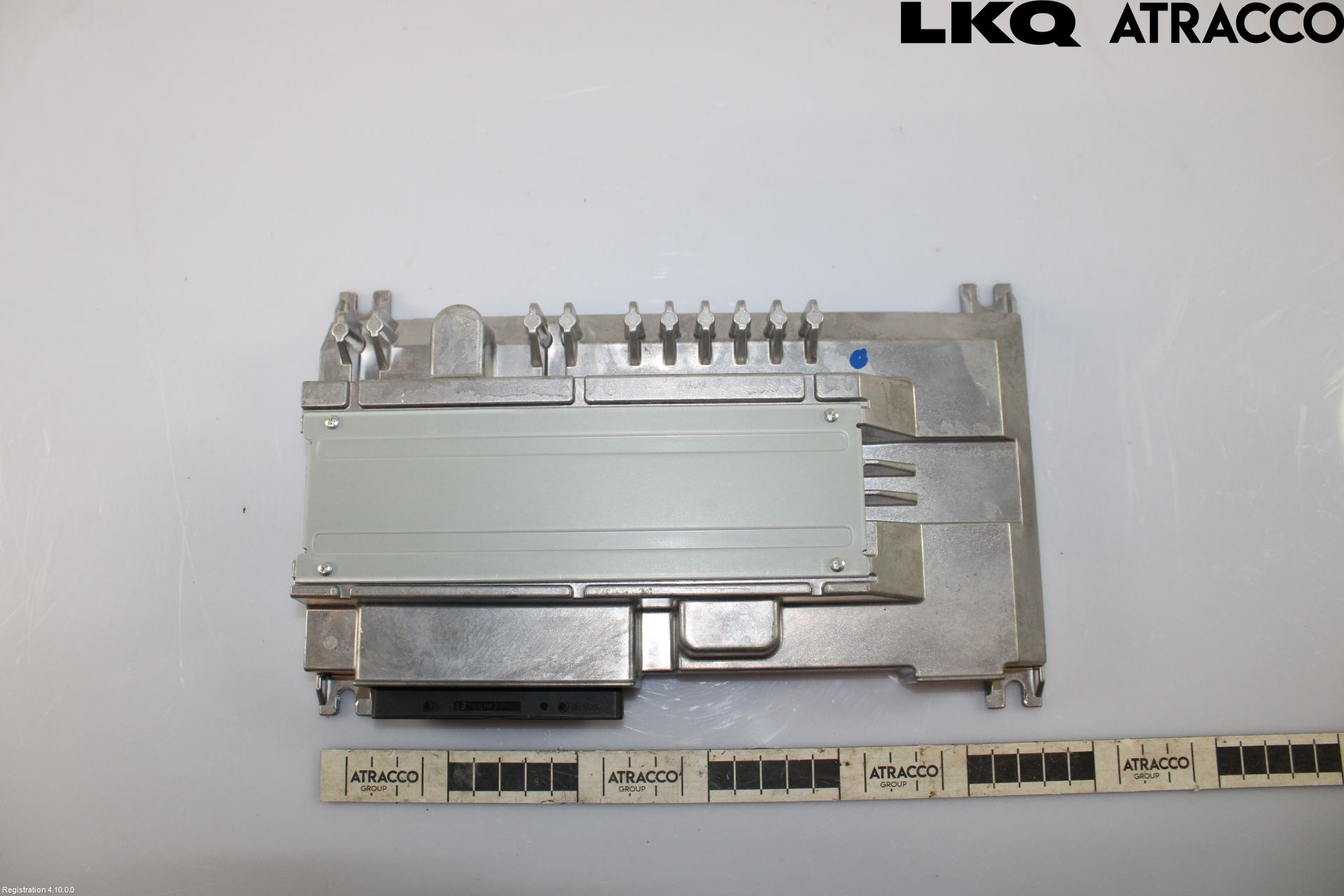 Volkswagen VW TOUAREG CR 18- Stereo Forsterker