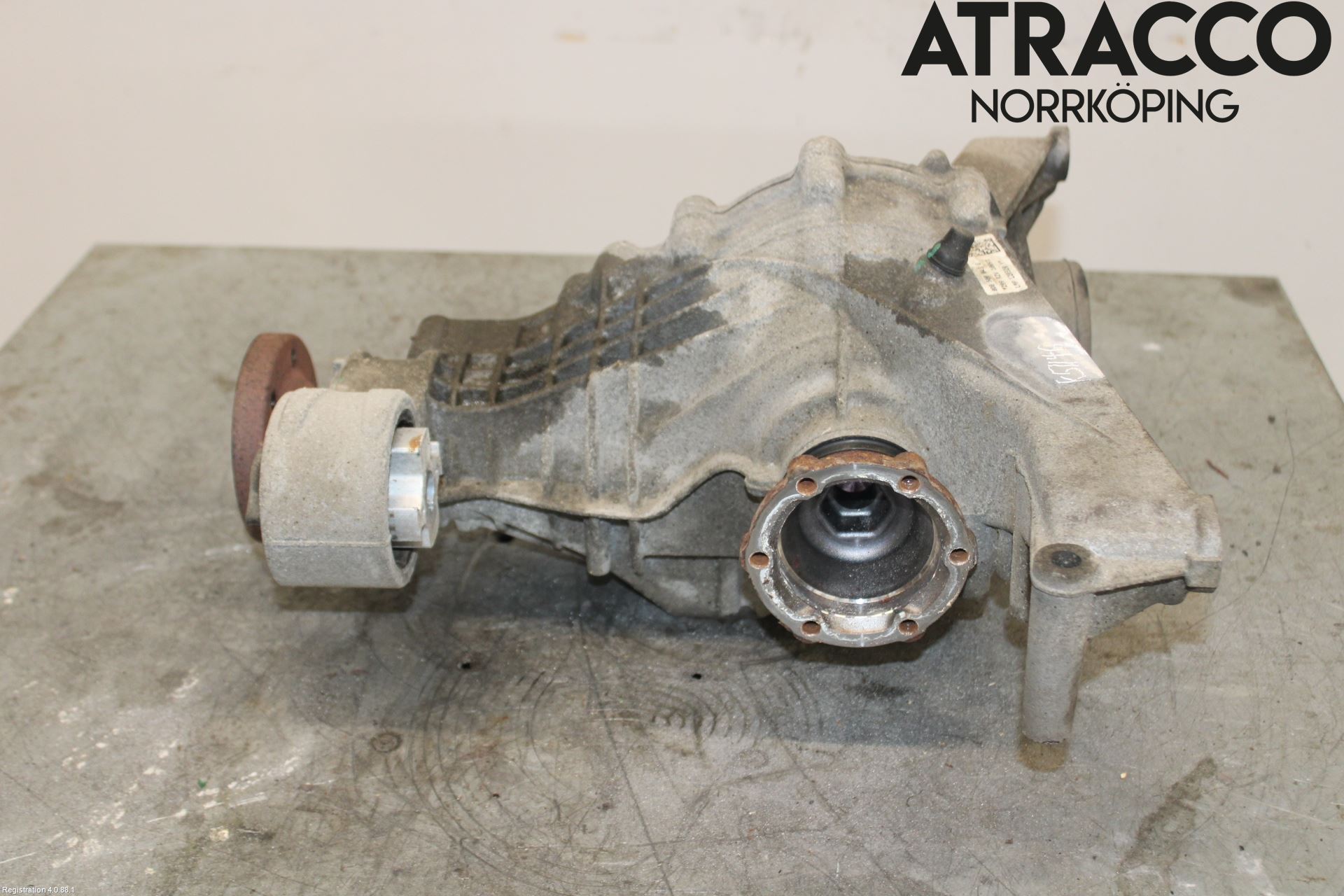 Audi A4/S4 B9 20- Bakaksel Kardang Bak -Diff