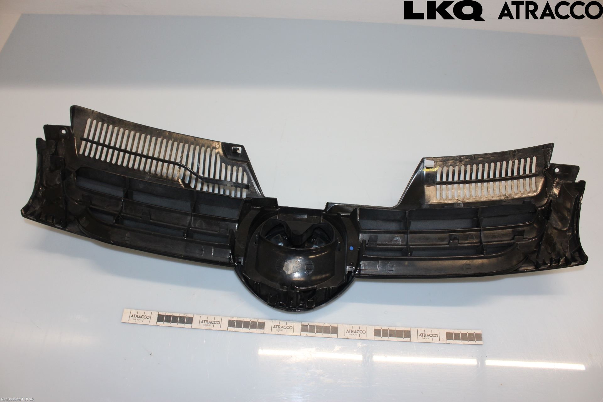 Volkswagen VW GOLF V 04-09 Grill Komplett