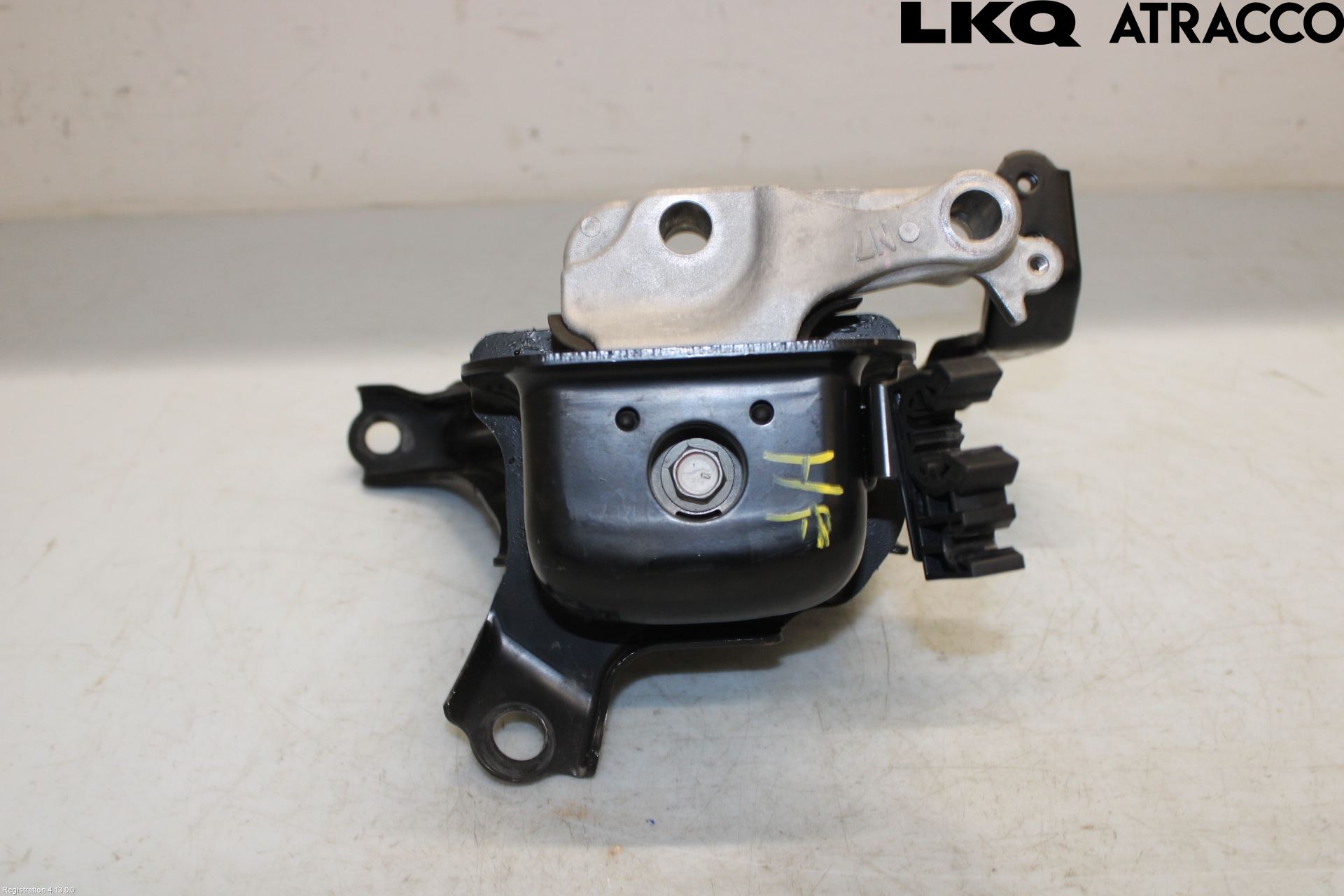 Toyota COROLLA CROSS XG10 22- Motor Feste Stål-Alu