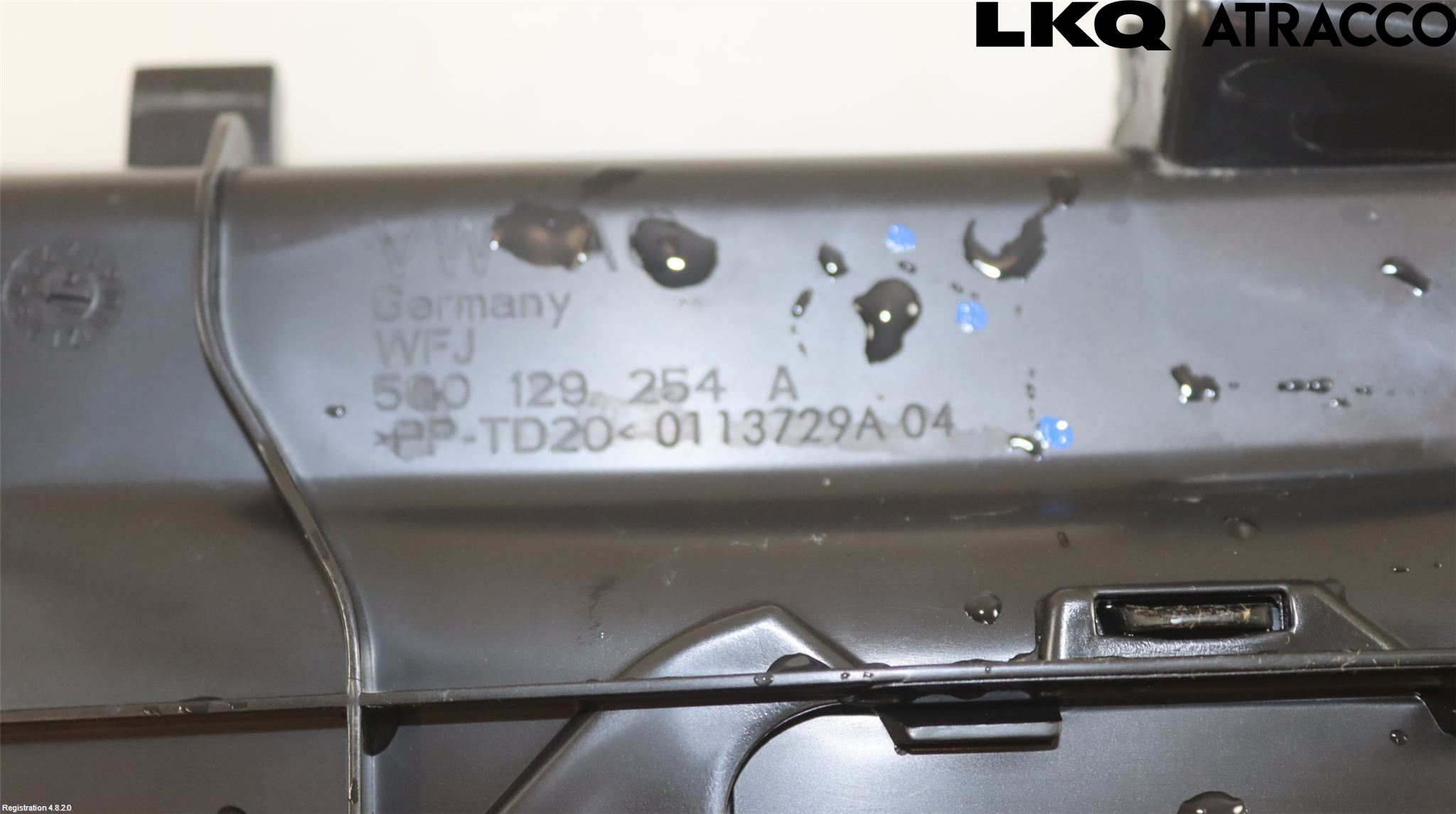 Volkswagen VW PASSAT 20-24 Luftstyring Front