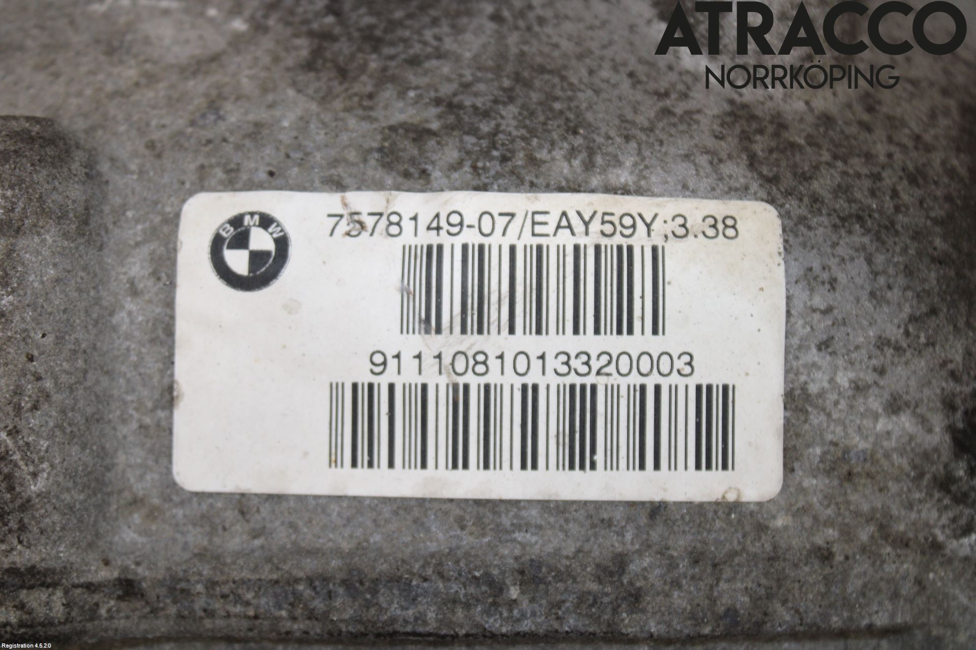 BMW 5 F10/F11/F18 09-17 Bakaksel Kardang Bak -Diff