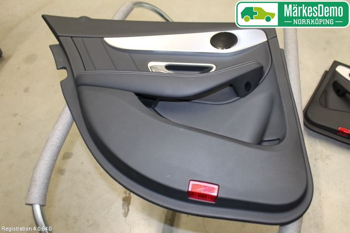 Mercedes-Benz MB C-KLASS (W205) 14-21 Innr Dørtrekk Venstre