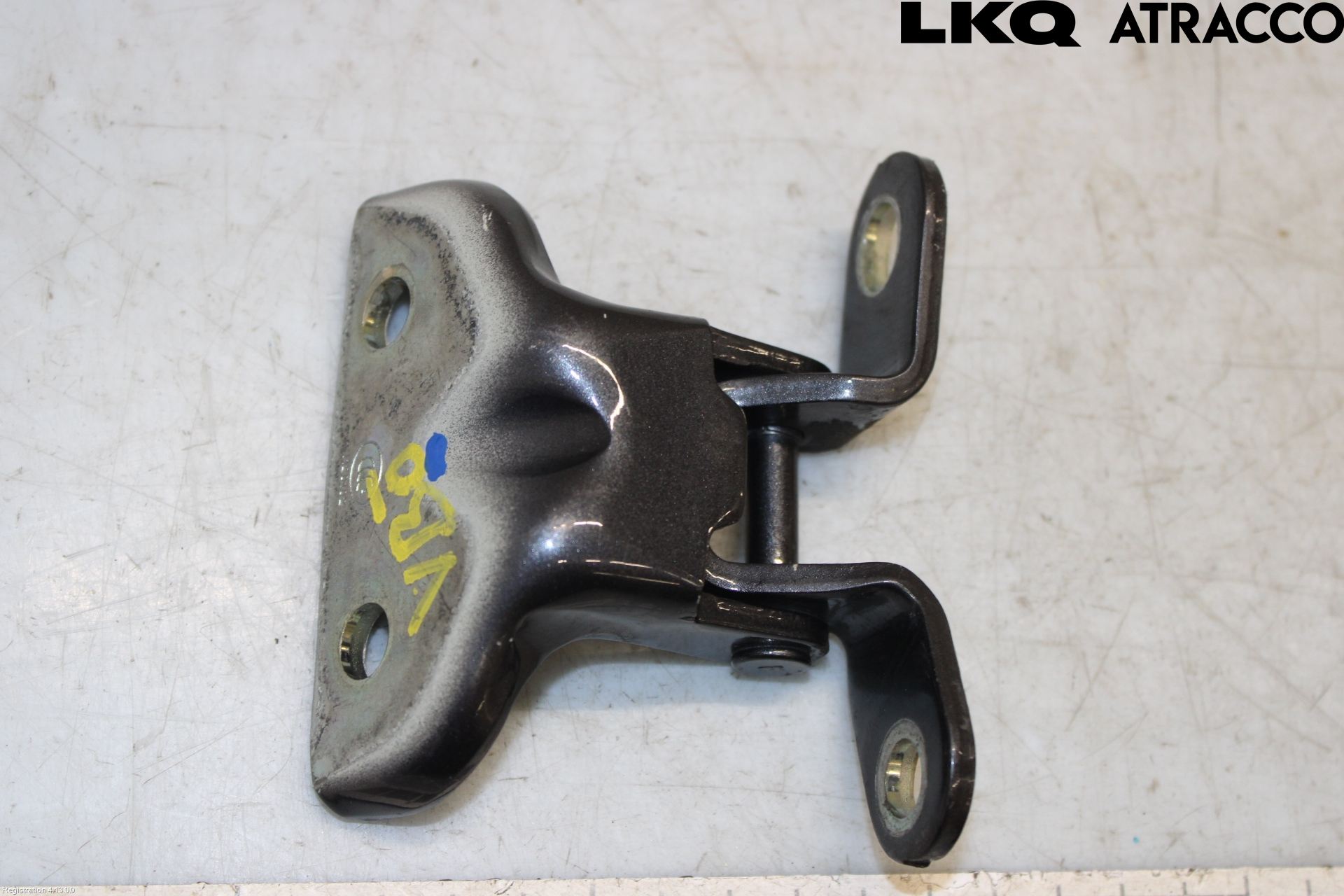 Kia RIO 17- Dørhengsel