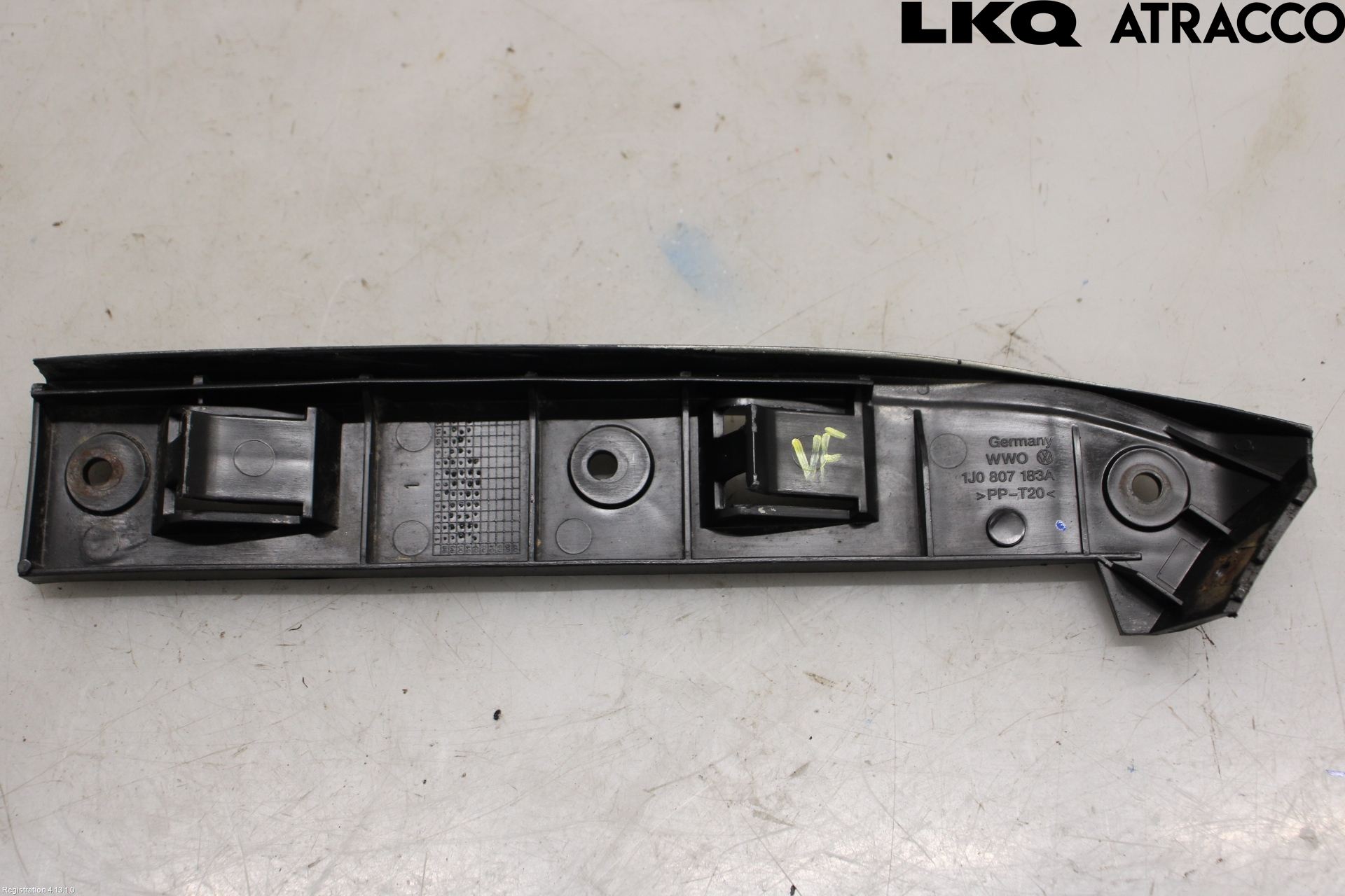 Volkswagen VW GOLF IV 98-06 Støtfangerfeste Foran Venstre