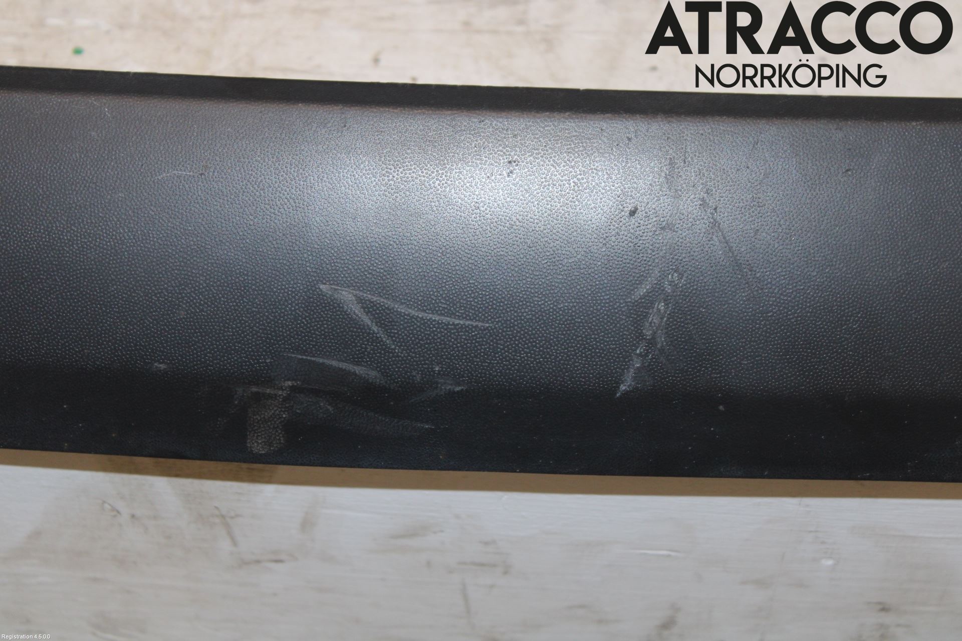 Volkswagen VW TOUAREG 7P 11-18 Spoiler Bak