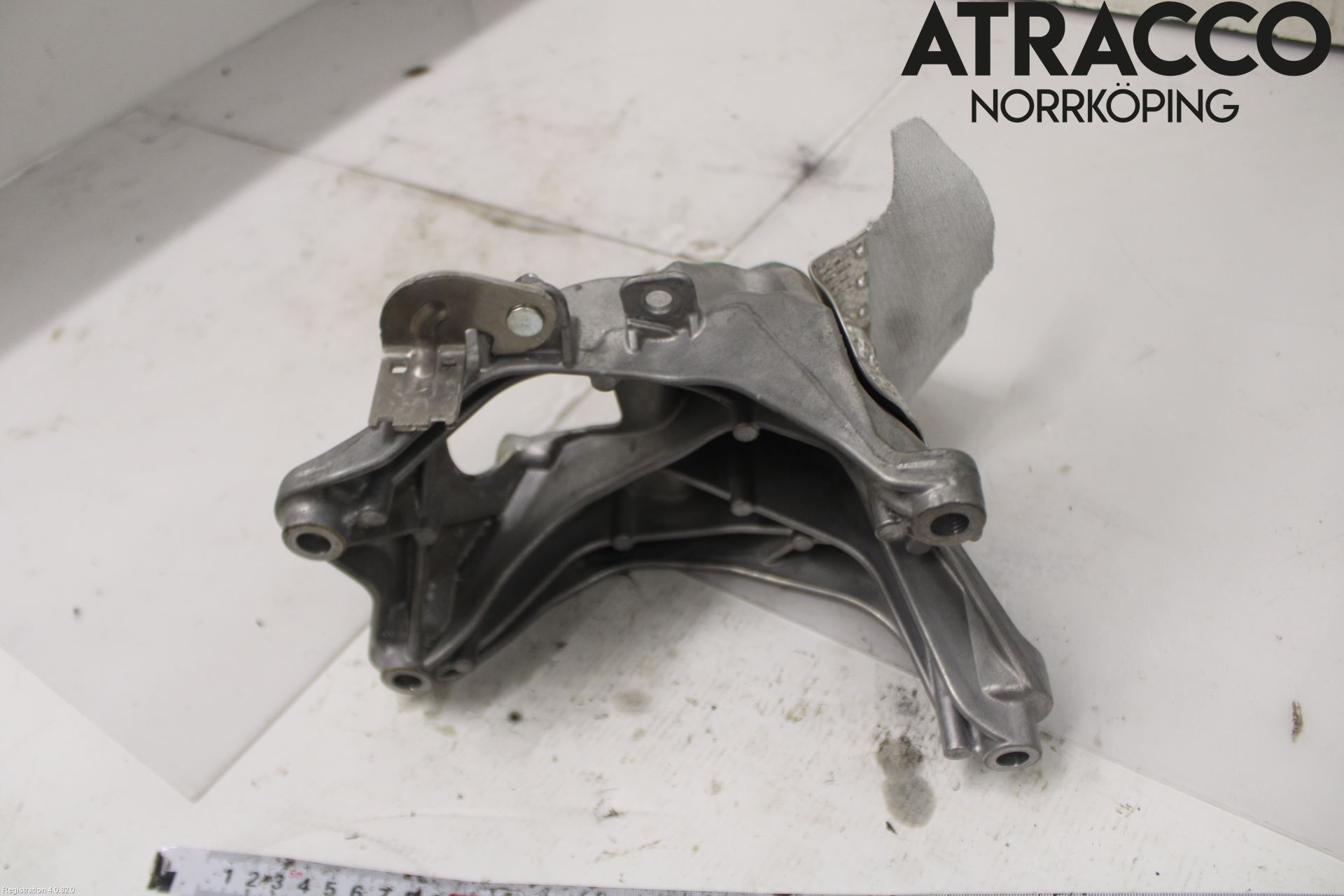 Audi Q5/SQ5 17- Motor Feste Stål-Alu