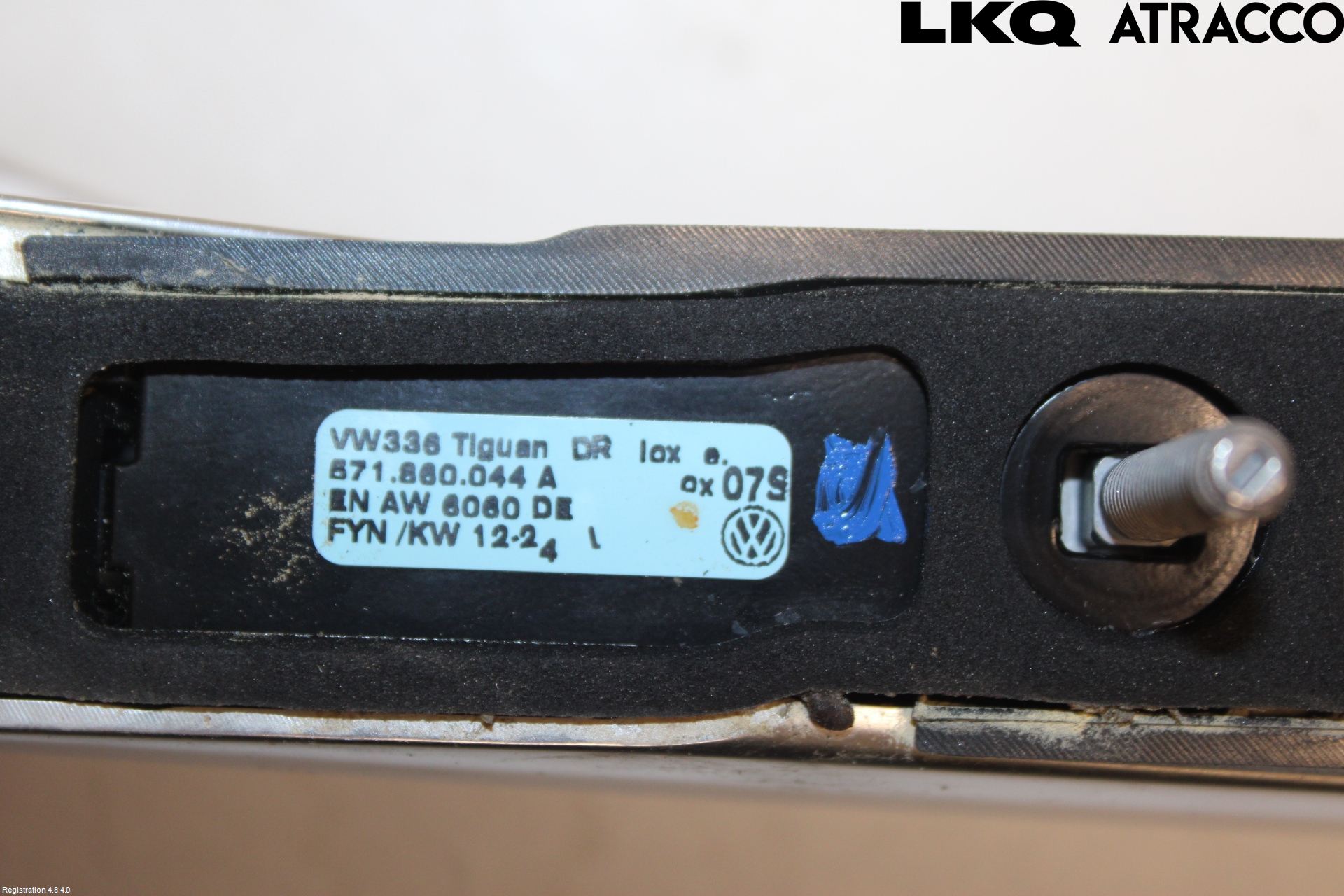 Volkswagen VW TIGUAN 24- Takrails - Stativ