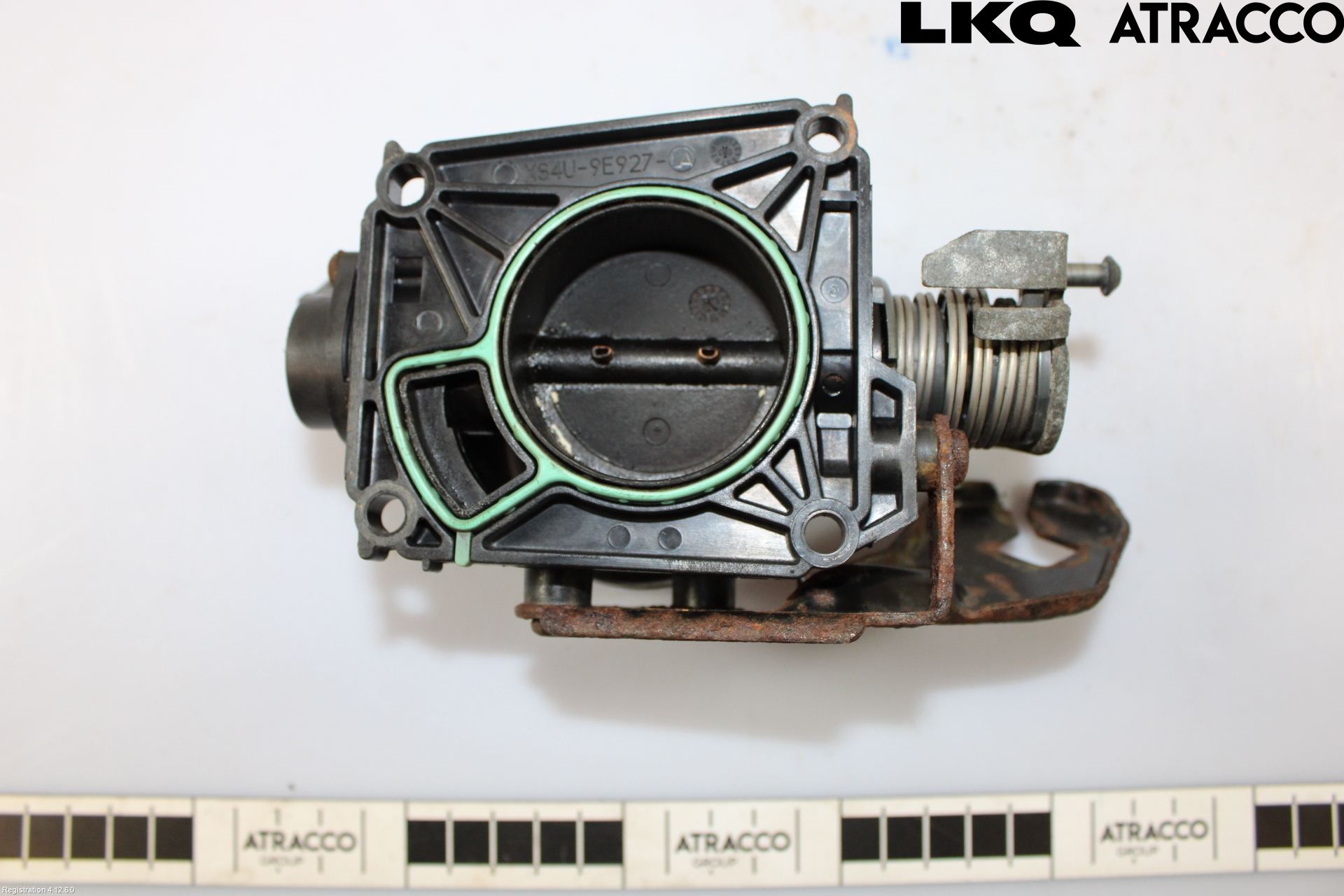 Ford FOCUS     04-07 Inns Spjeldhus