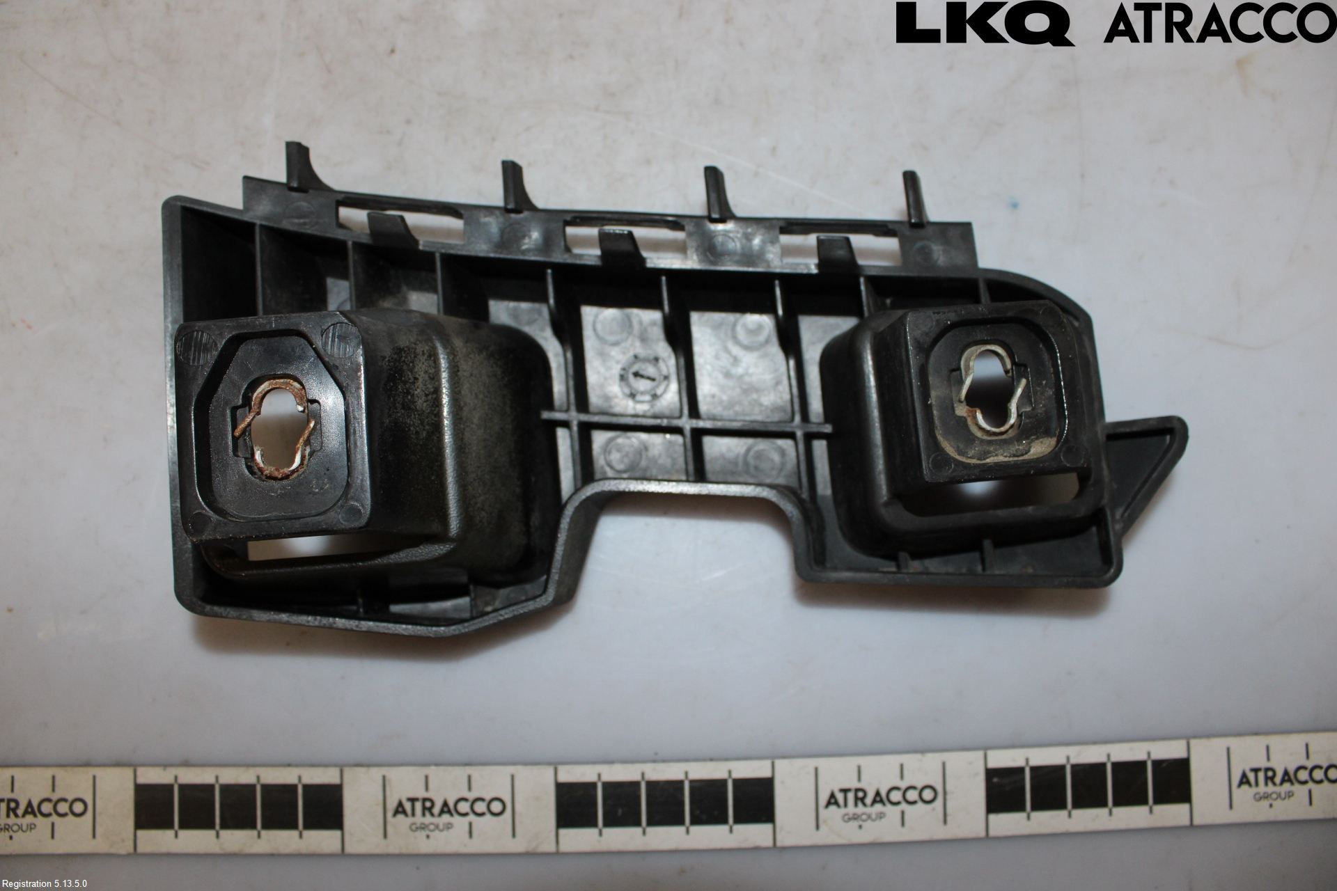 Mercedes-Benz MB C-KLASS (W204) 07-15 Støtfangerfeste Bak Høyre