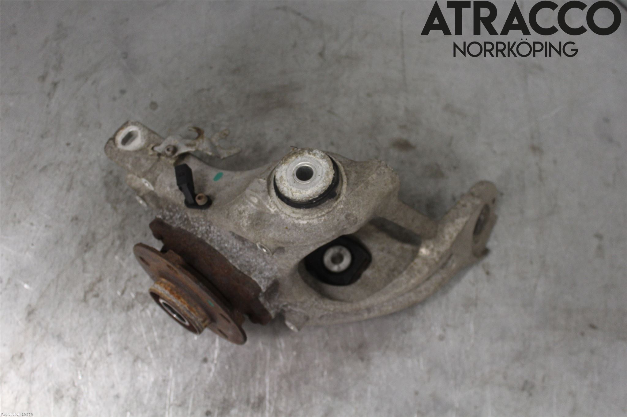 Audi Q5 09-16 Spindel Vb