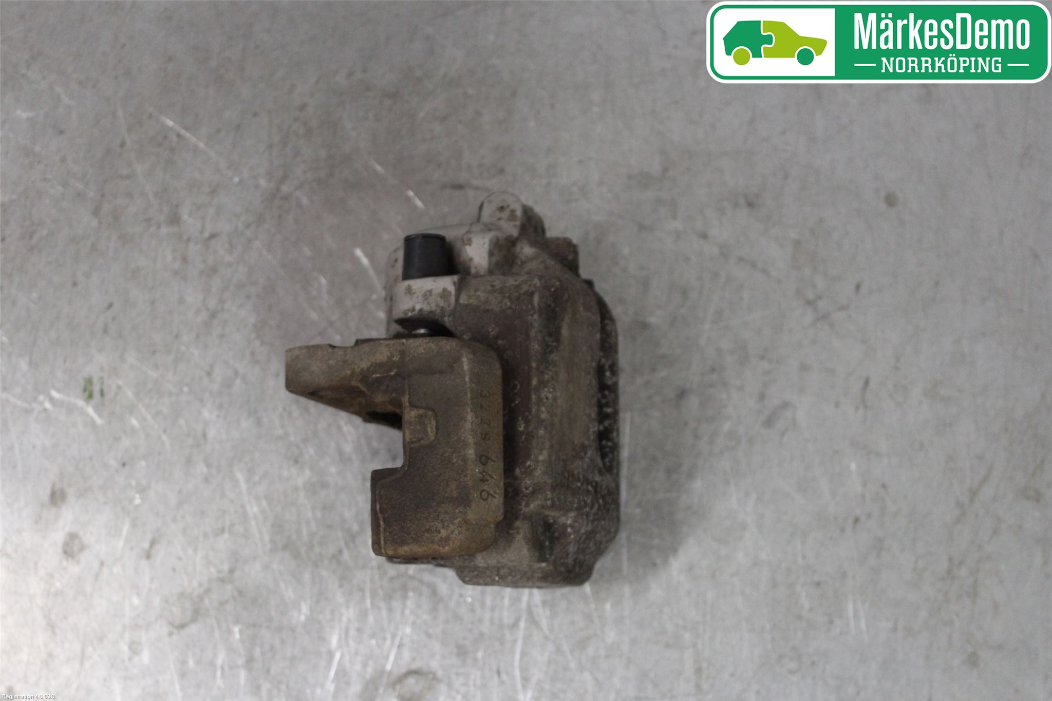 BMW 5 F10/F11/F18 09-17 Bremsecaliper Foran Høyre