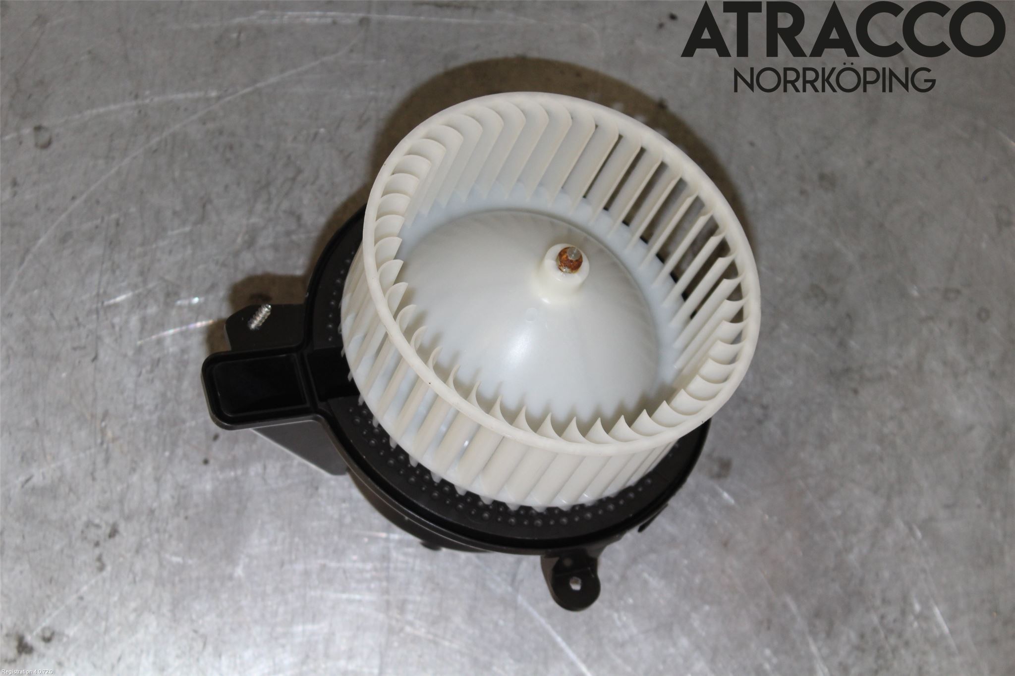 Volkswagen VW POLO VI 18->> Varmeapparat Viftemotor