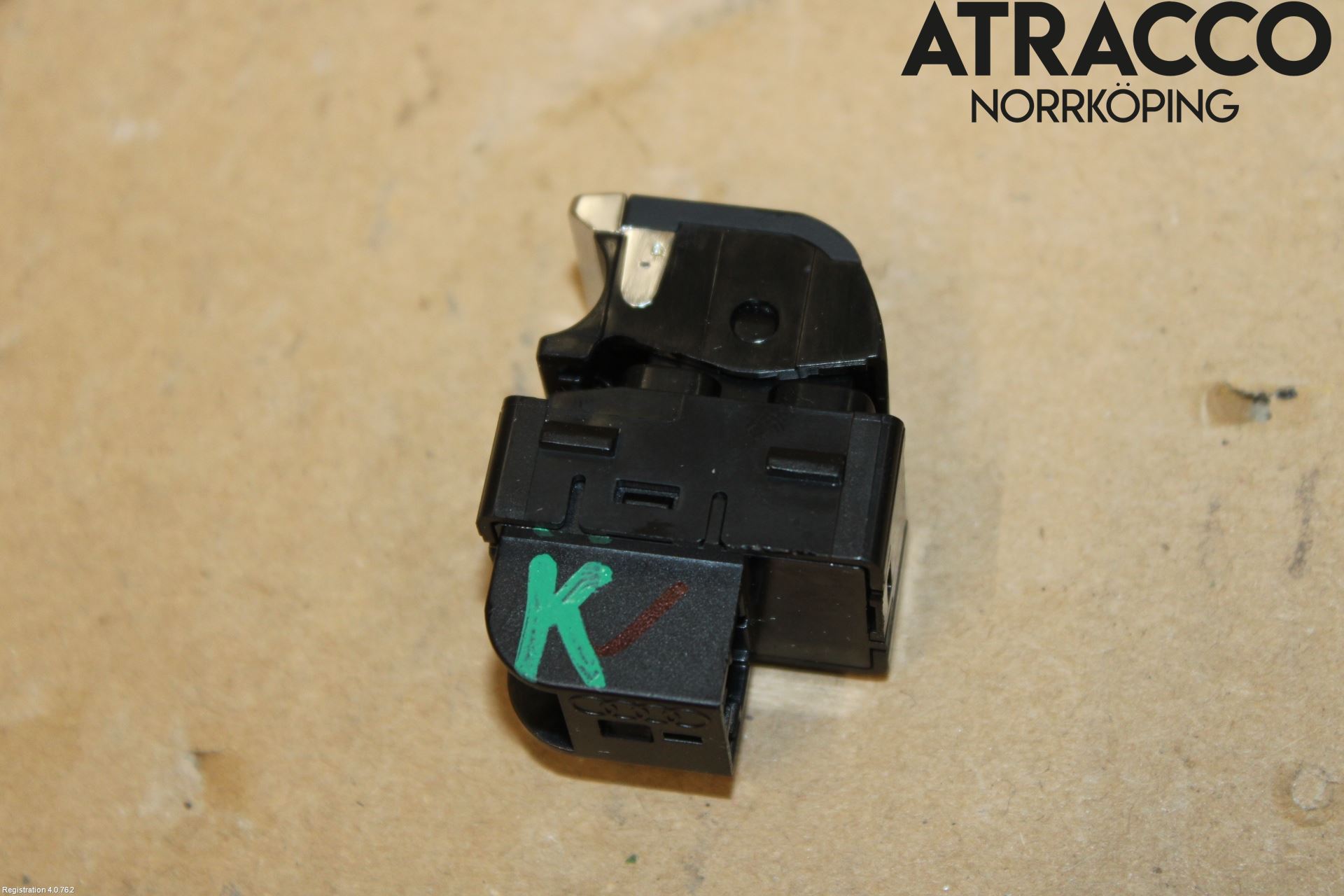 Audi A6 F2/C8 19- Bryter Vindusheis