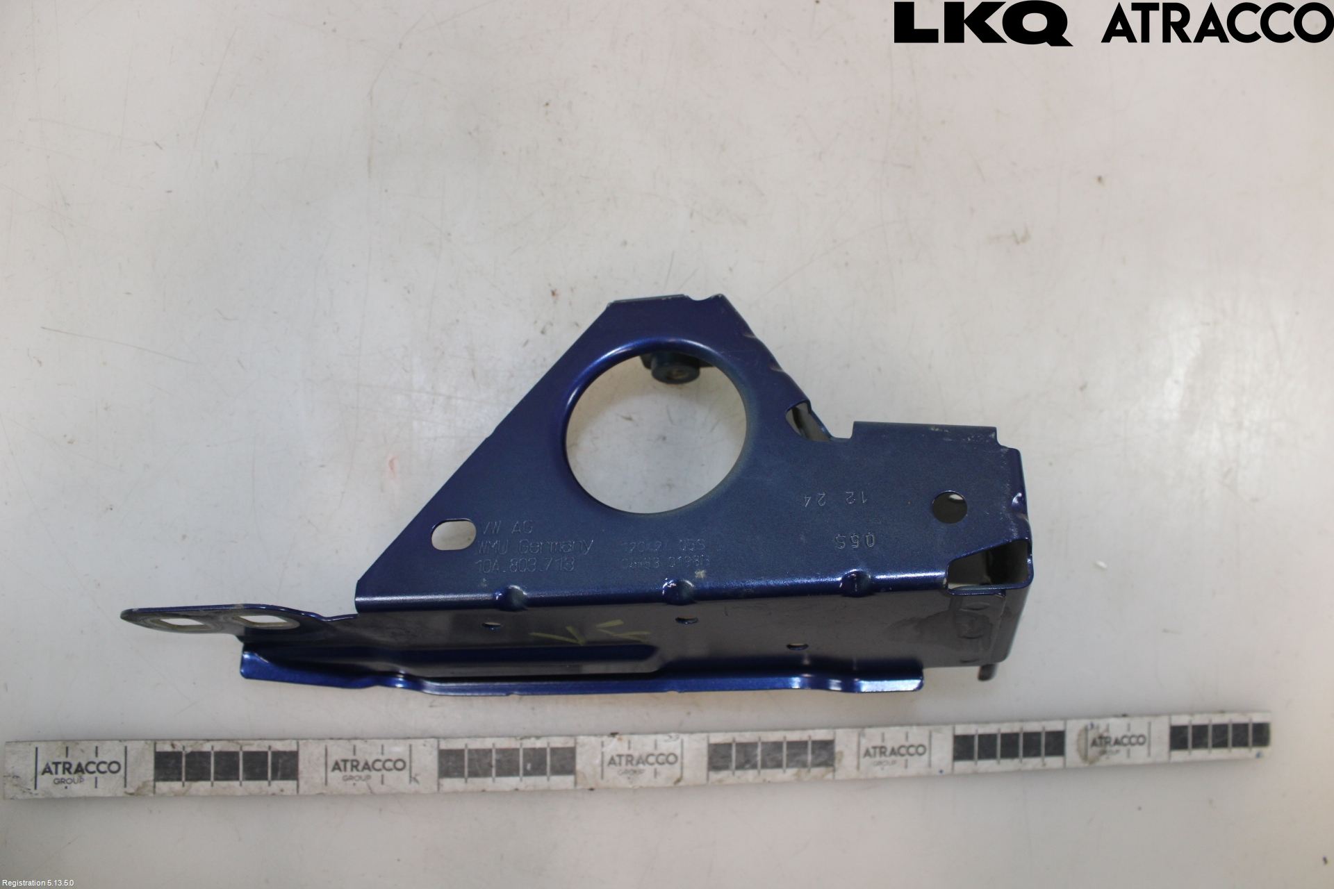 Volkswagen VW ID.4 21- Frontlykt Holder-Feste