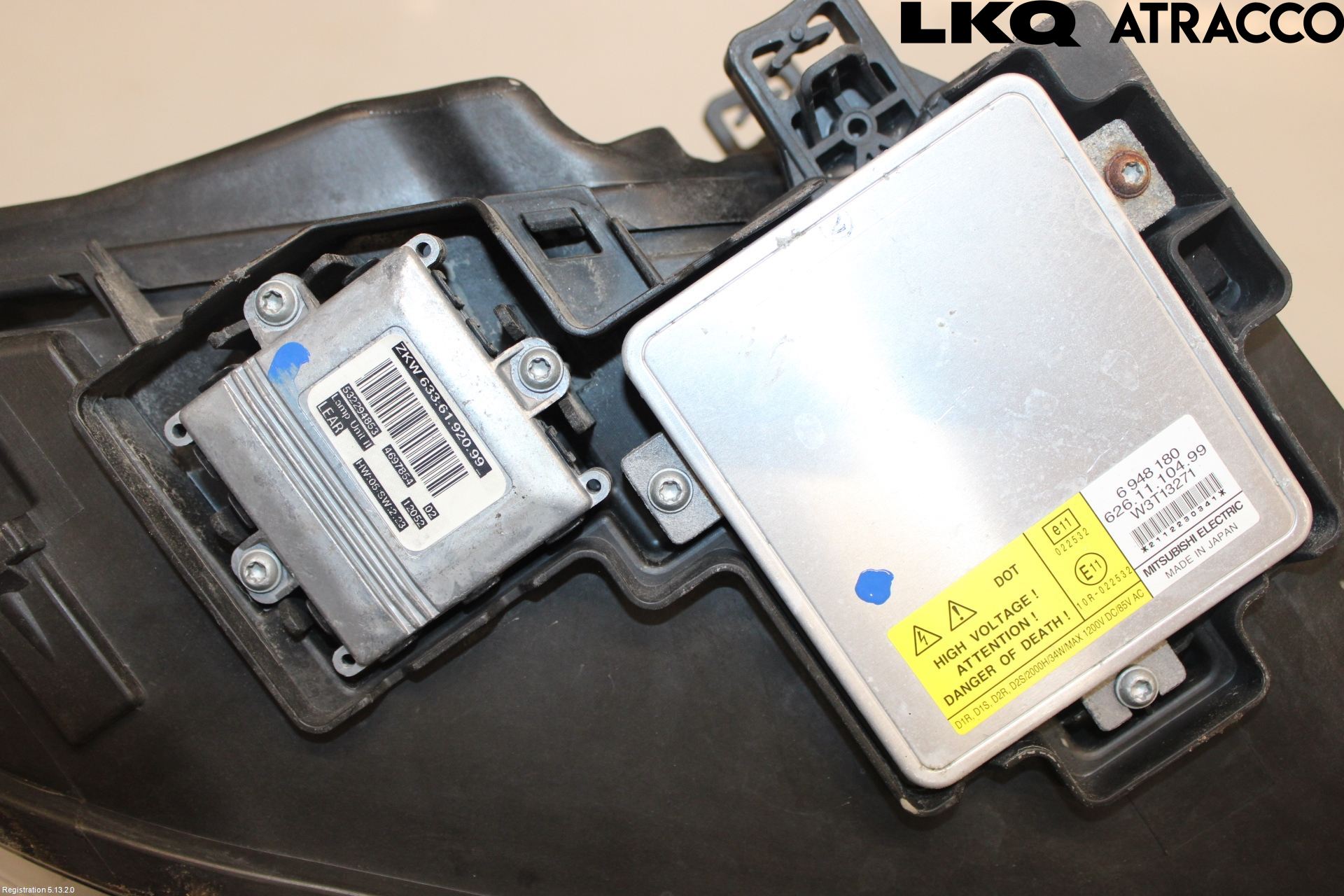Volvo XC70 08-13 Frontlykt Venstre