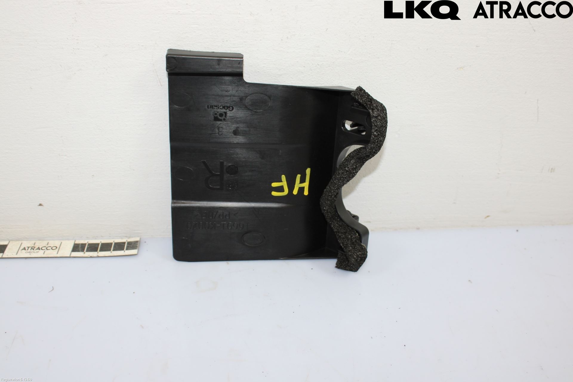 Toyota YARIS XP21 20- Luftstyring Front
