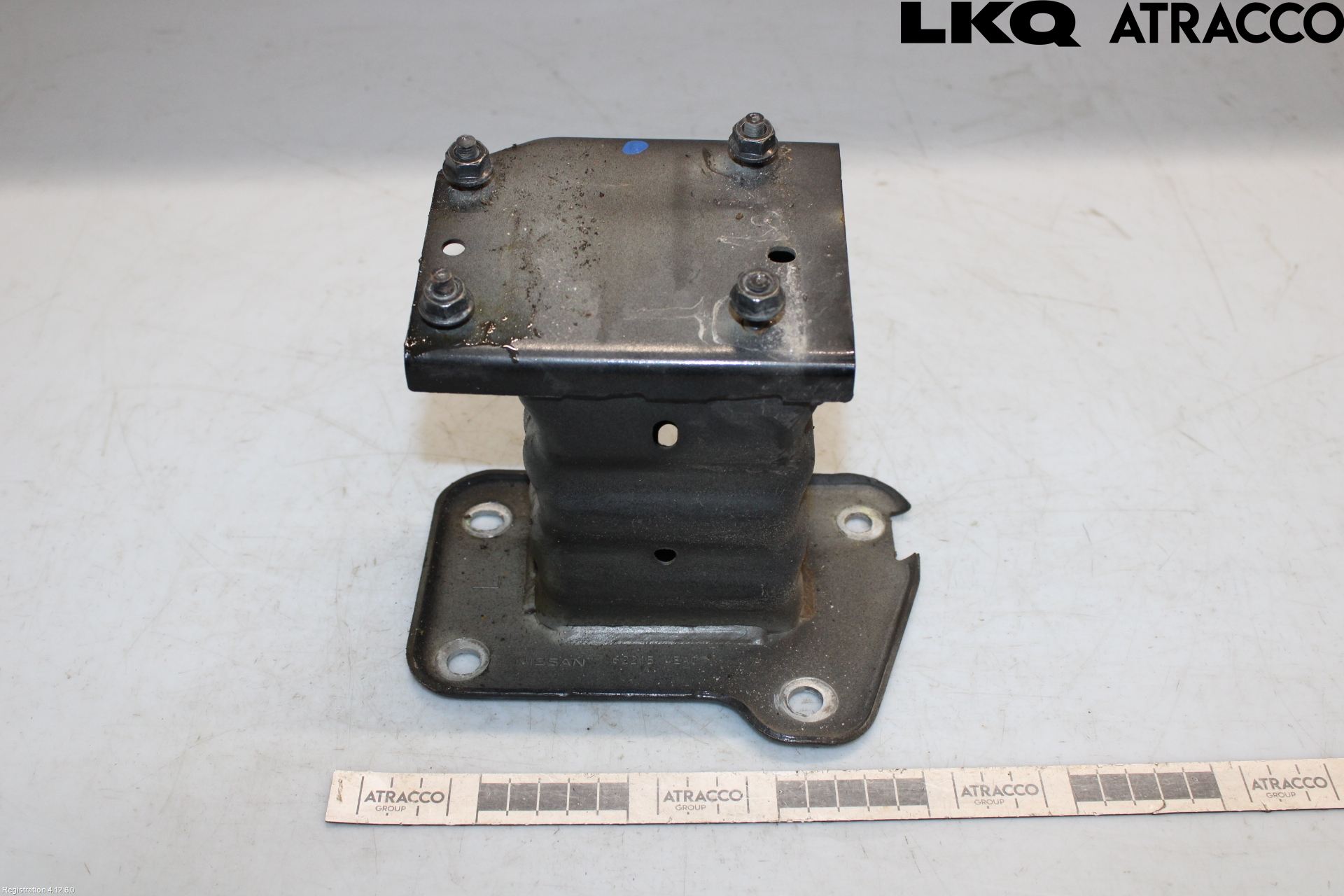 Nissan QASHQAI 14-17 Støtfanger Foran Feste