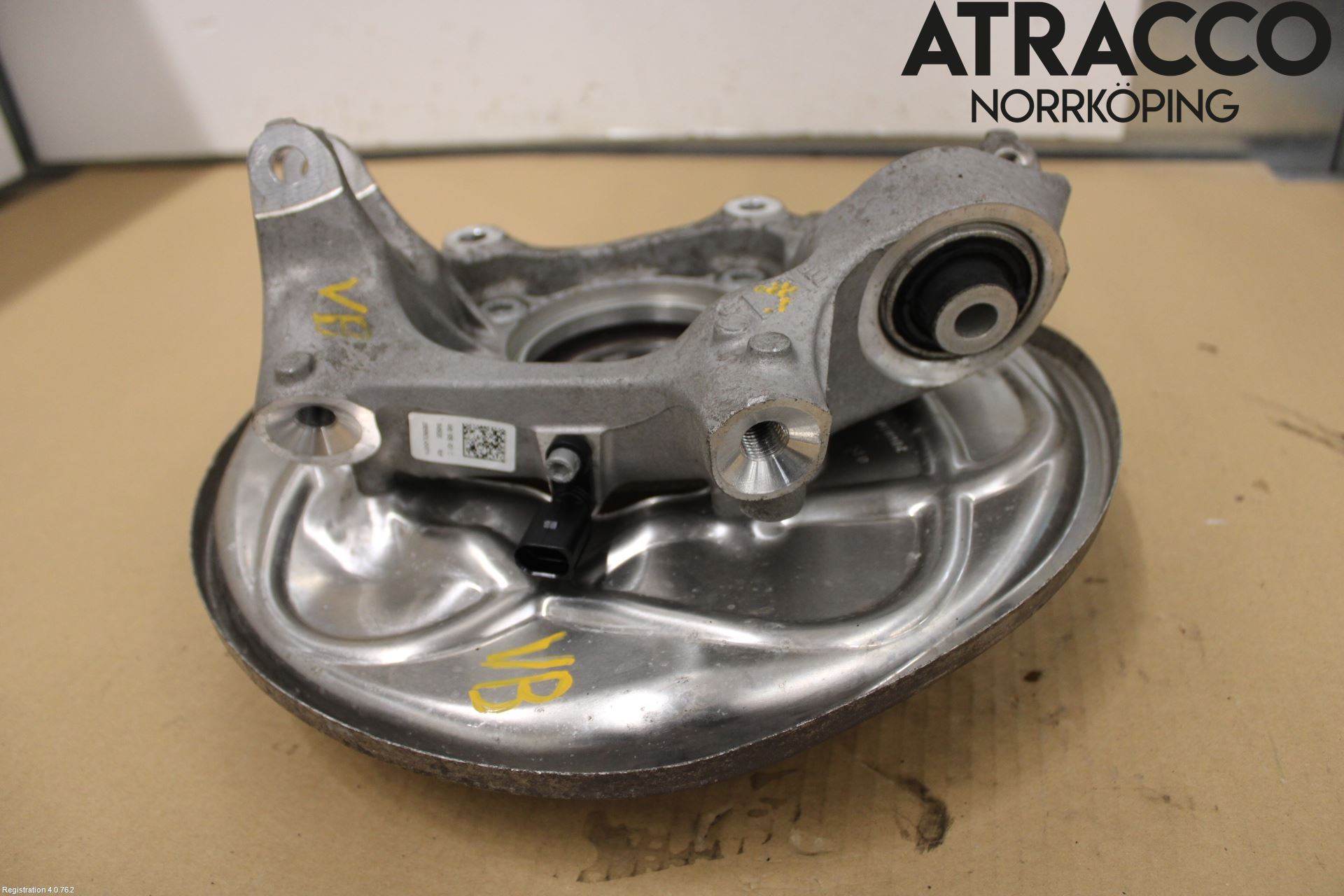 Audi A6 F2/C8 19- Spindel Vb
