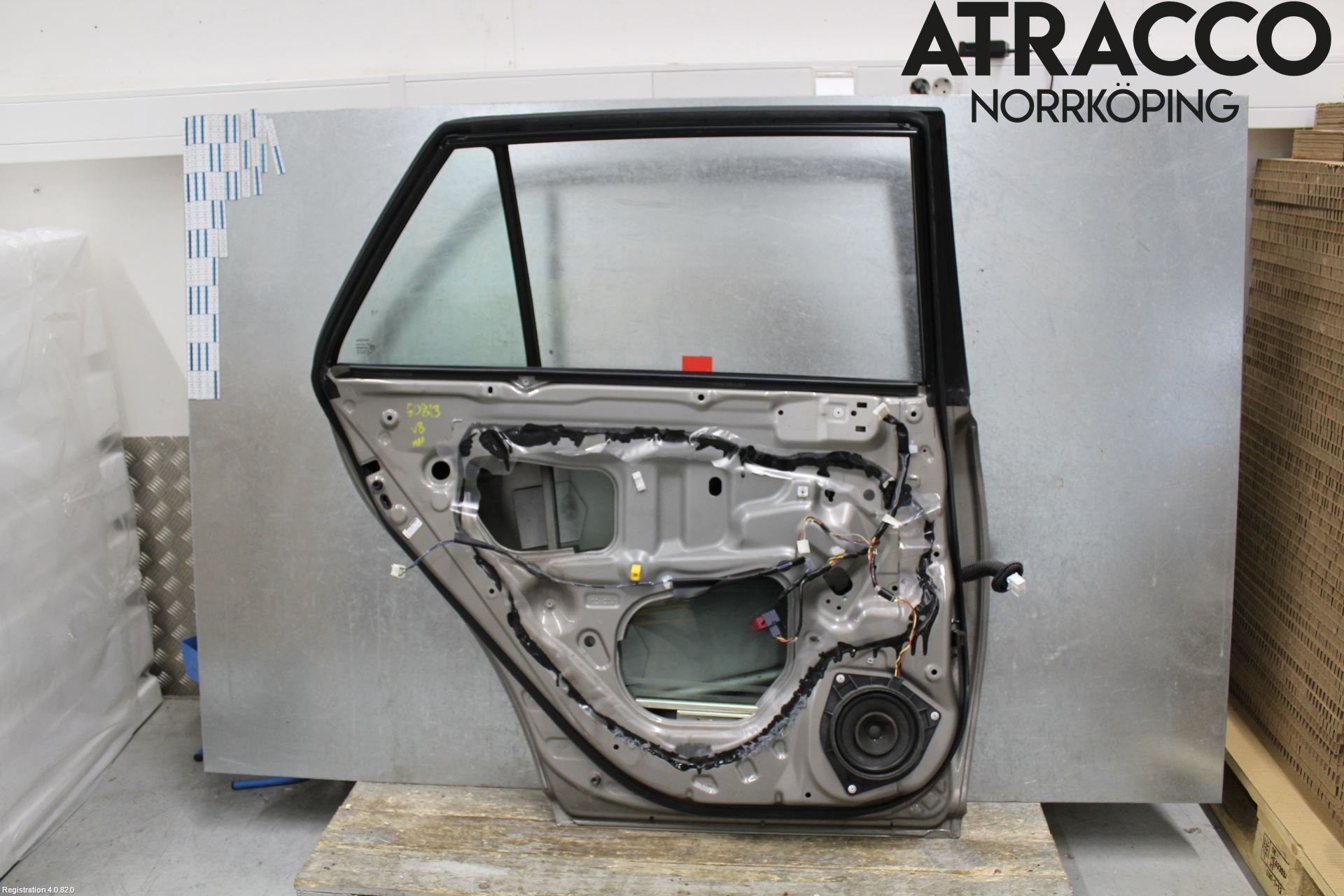 Toyota AVENSIS 07-08 Dør 4D Bak Venstre
