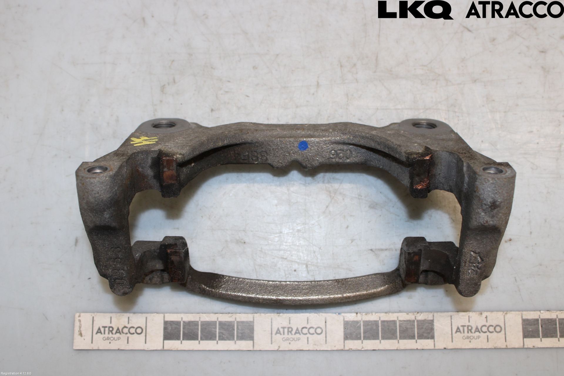 MG 4 23- Bremsecaliper Feste Holder