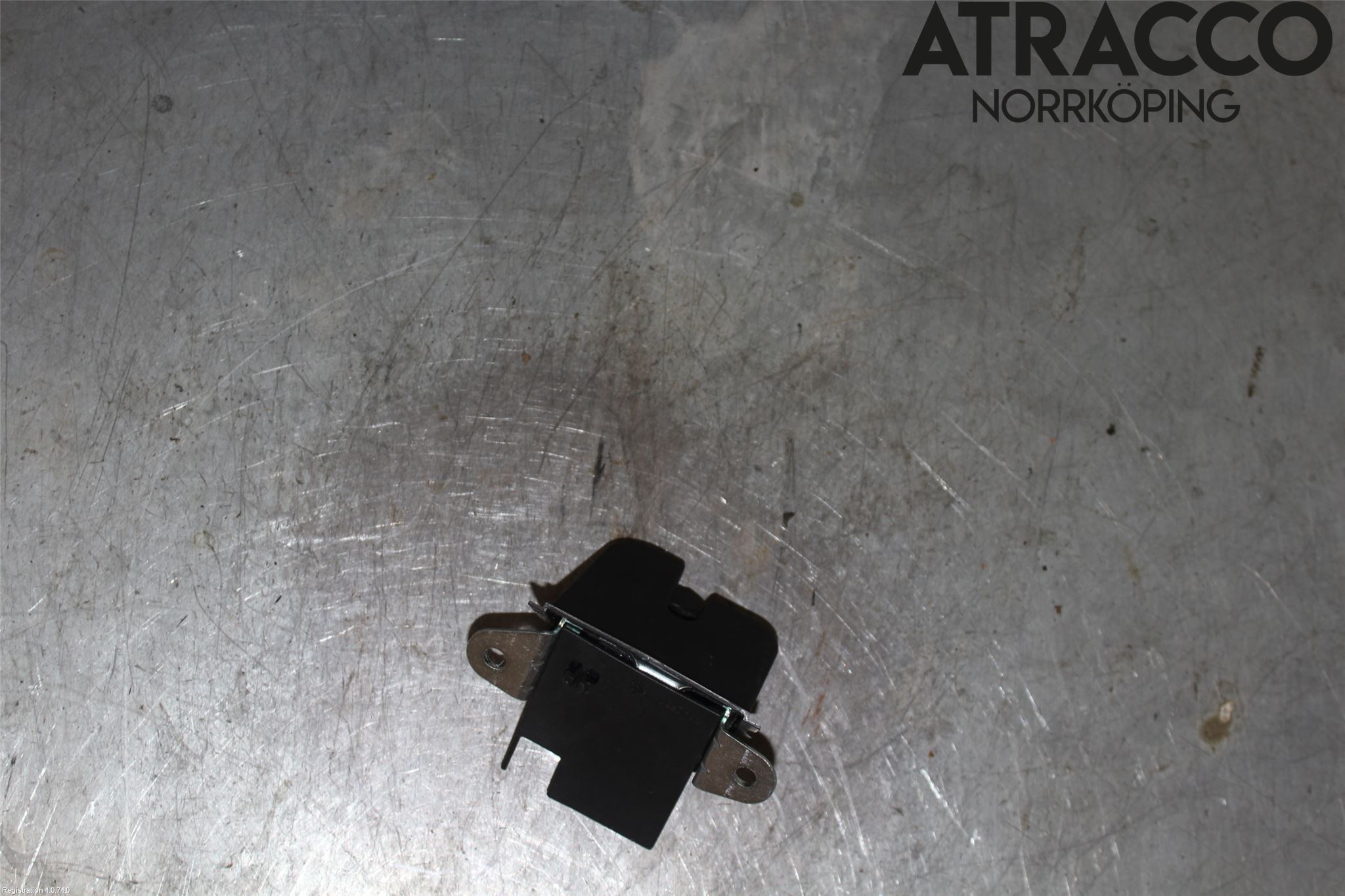 Volkswagen VW T-CROSS 19- Bakluke-Lokk Låsekasse
