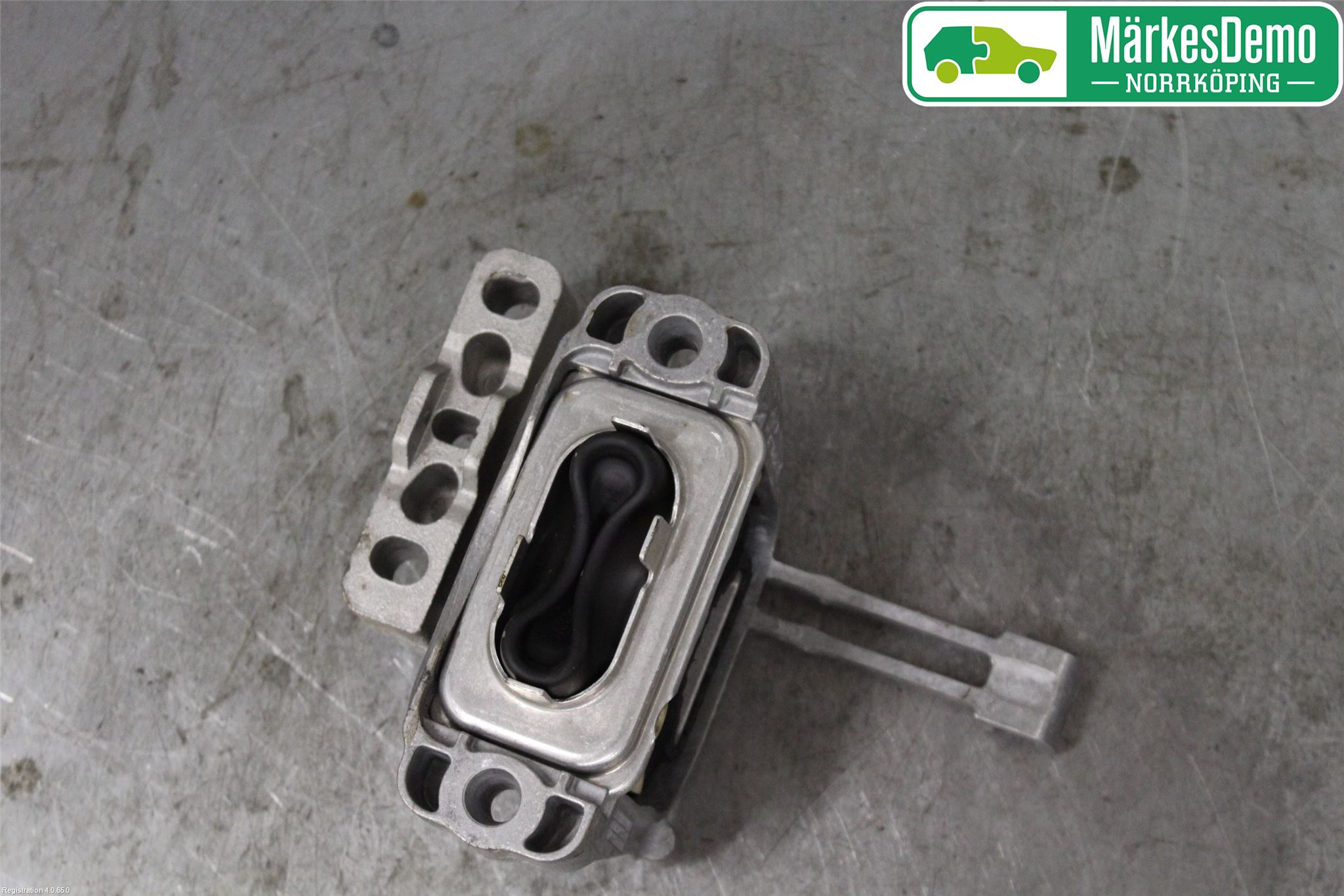 Volkswagen VW GOLF / E-GOLF VII 13-20 Motor Feste Stål-Alu