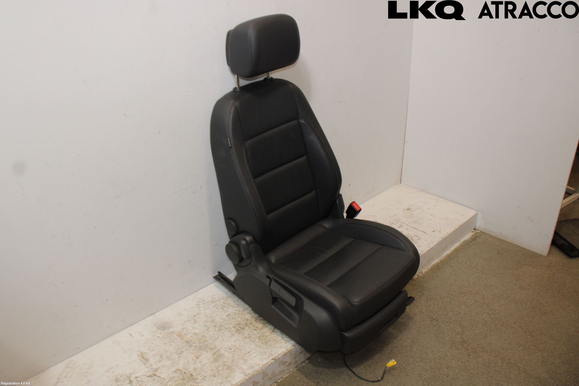 Volkswagen VW TOURAN 10-15 Innr Sete Foran Høyre
