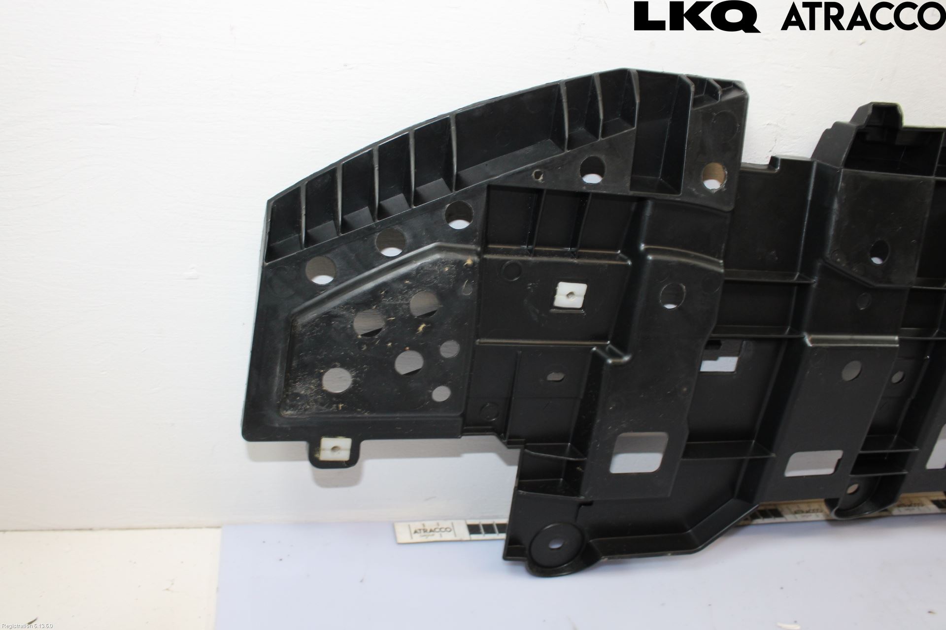 Toyota YARIS XP21 20- Bunnplate U Motor-Gear-Dørk