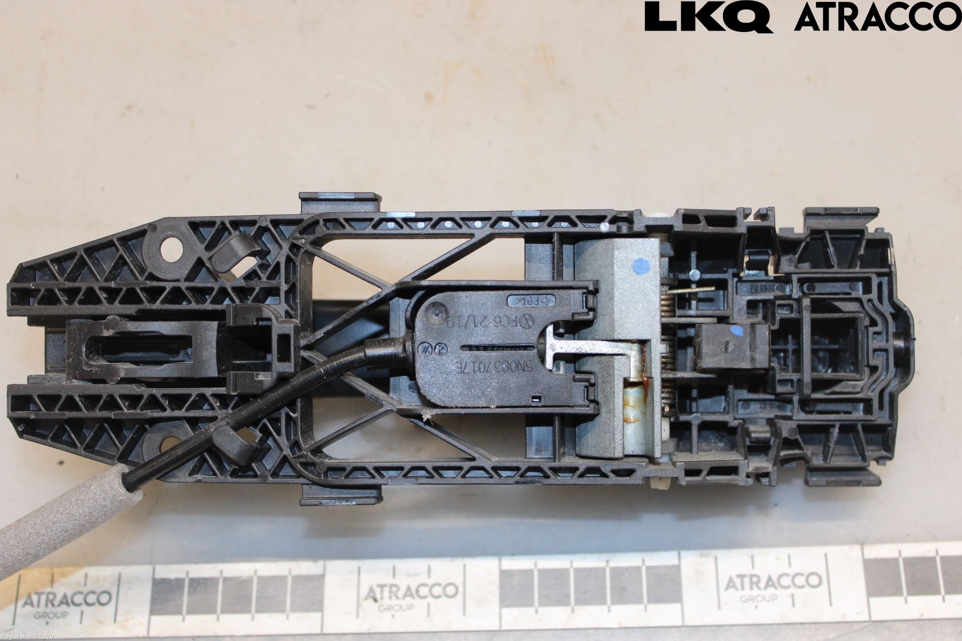 Volkswagen VW CADDY 16-20 Dørhandtak Ytre Høyre