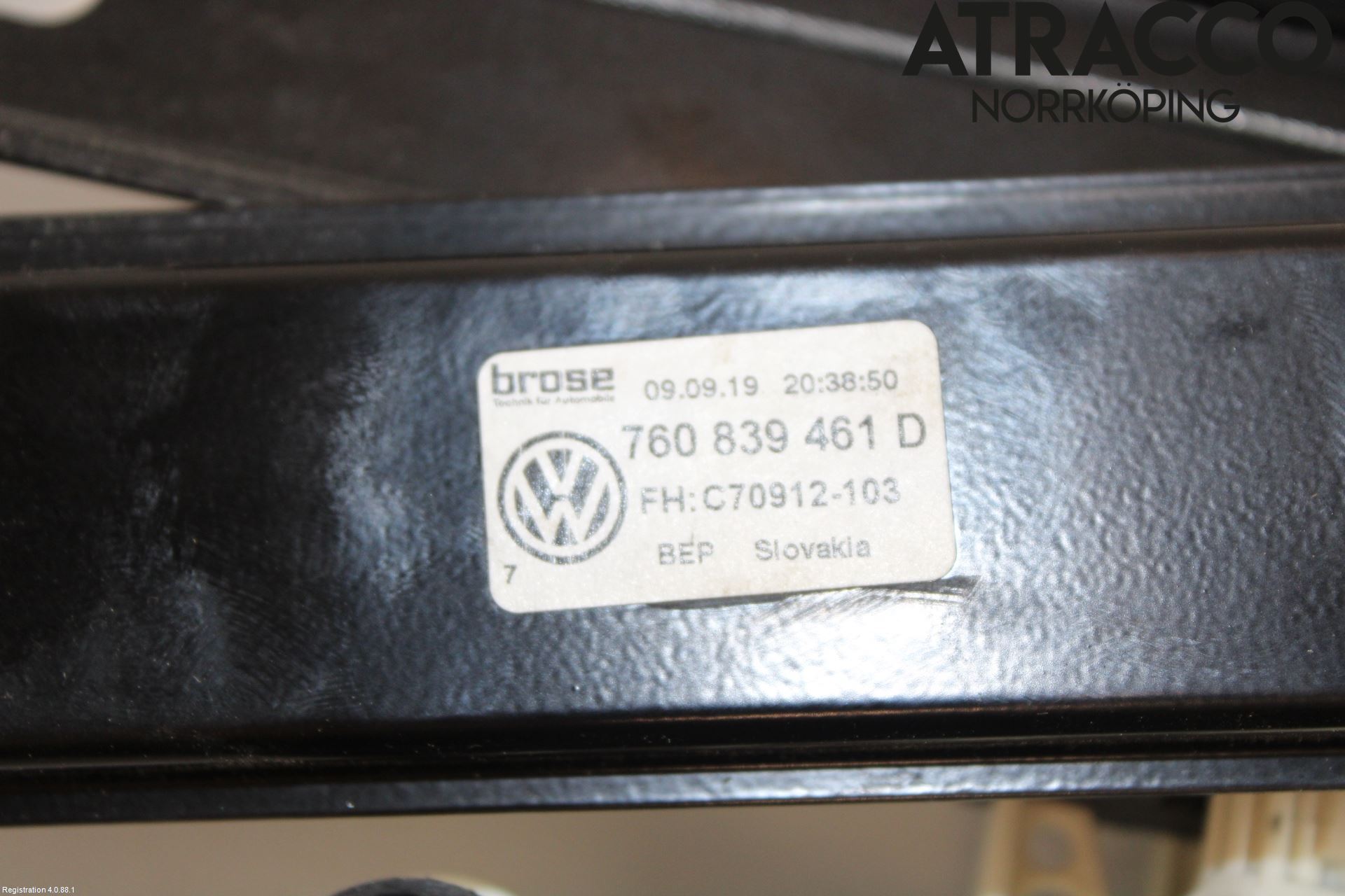 Volkswagen VW TOUAREG CR 18- Vindusheis El Komp
