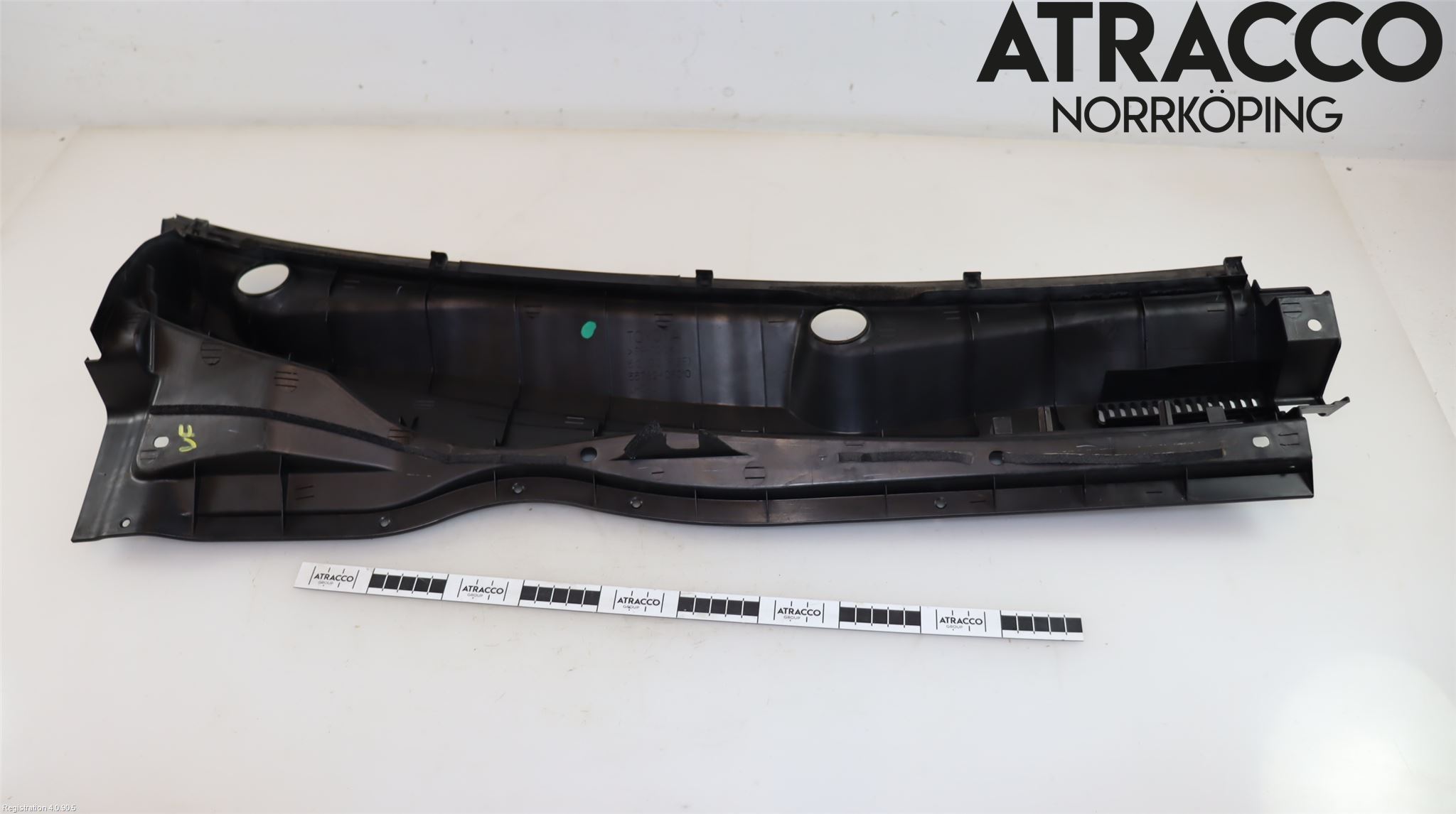 Toyota COROLLA VERSO 04-07 Visker Deksel-Grill-Under Frr