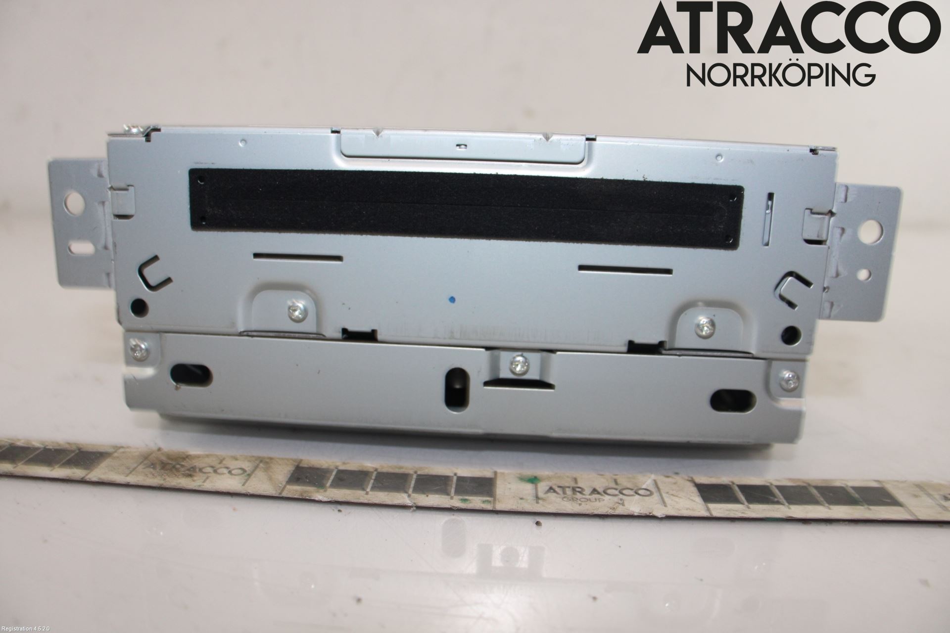 Jaguar XK/XKR 06-14 Stereo Radio Med Cd