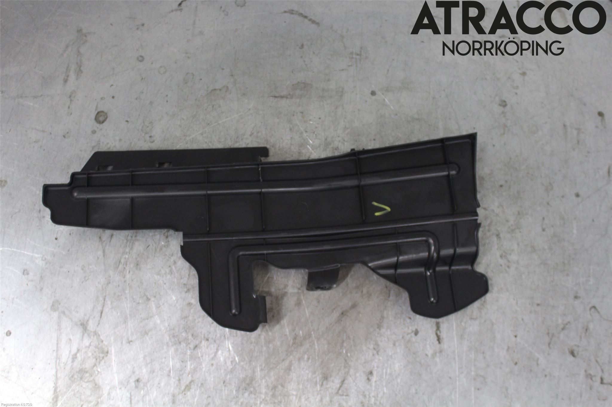 Toyota COROLLA VERSO 04-07 Luftstyring Front