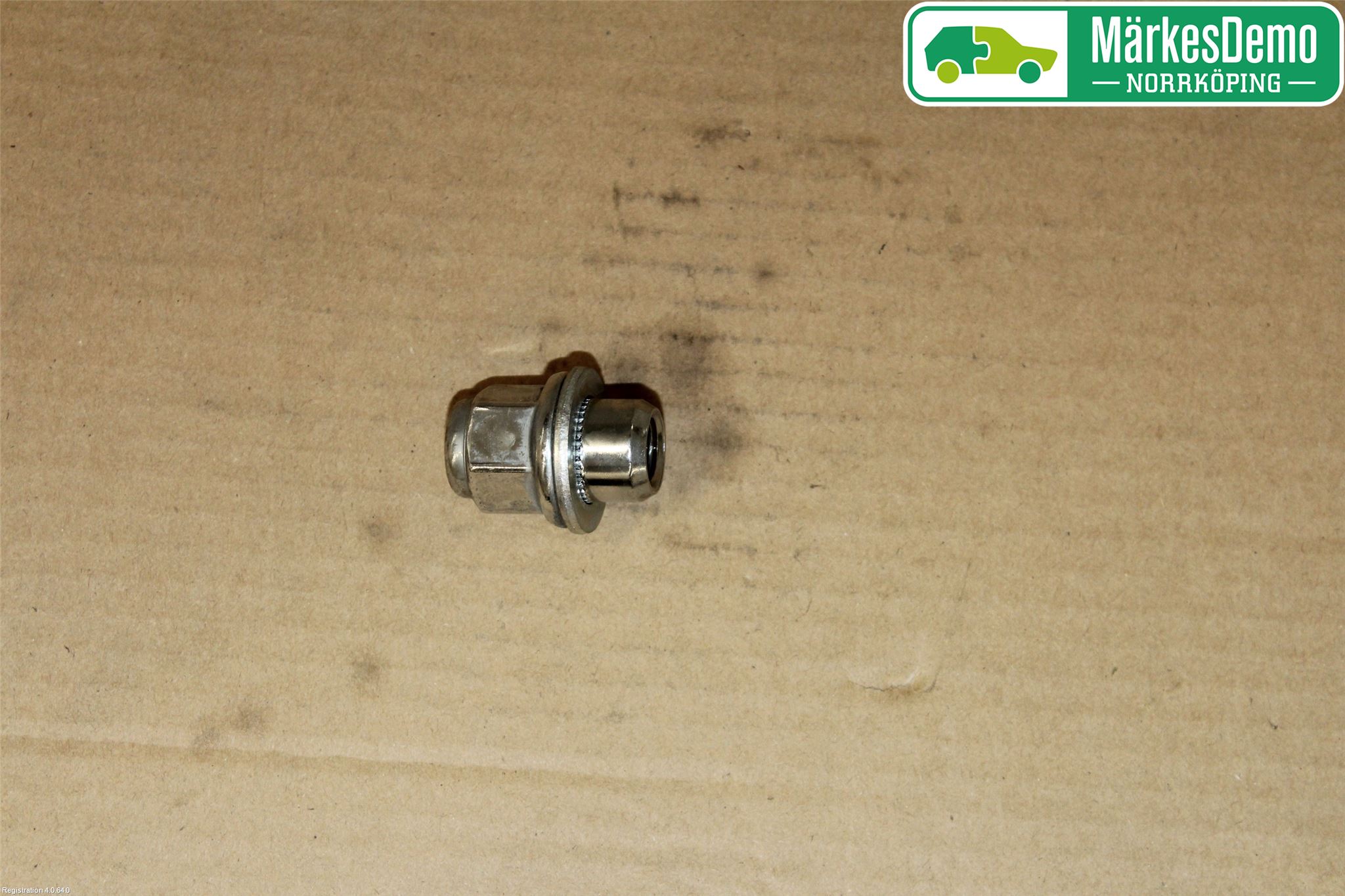 Toyota PRIUS+ ZVW40 12-20 Hjulmutter - Bolt - Sett