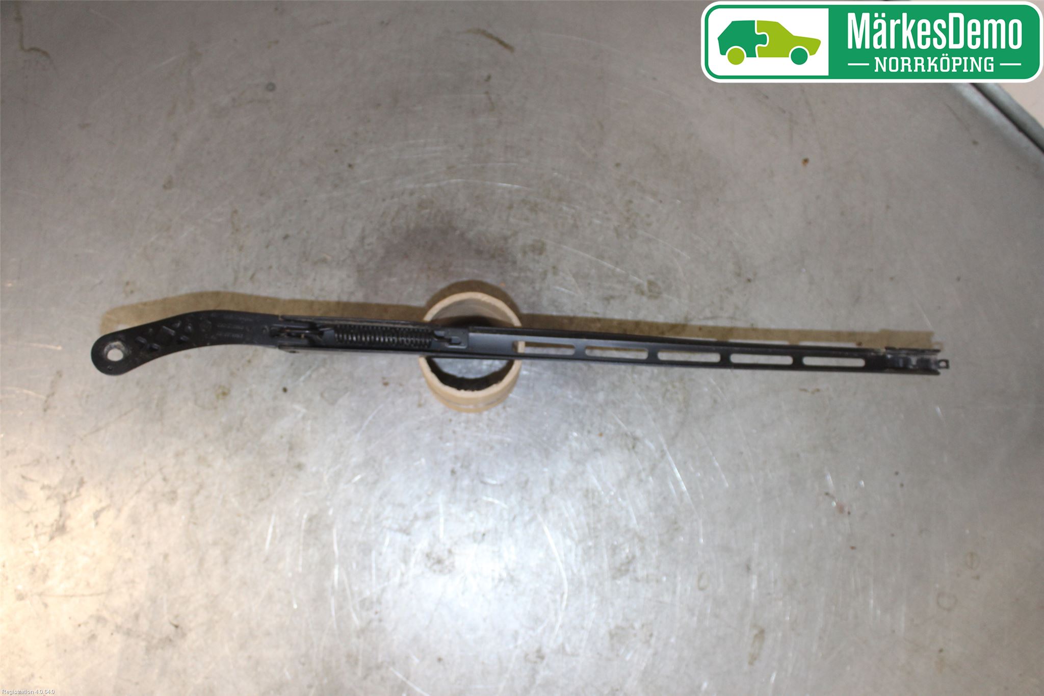 Peugeot 307     05-08 Viskerarm-Armer Frontrute