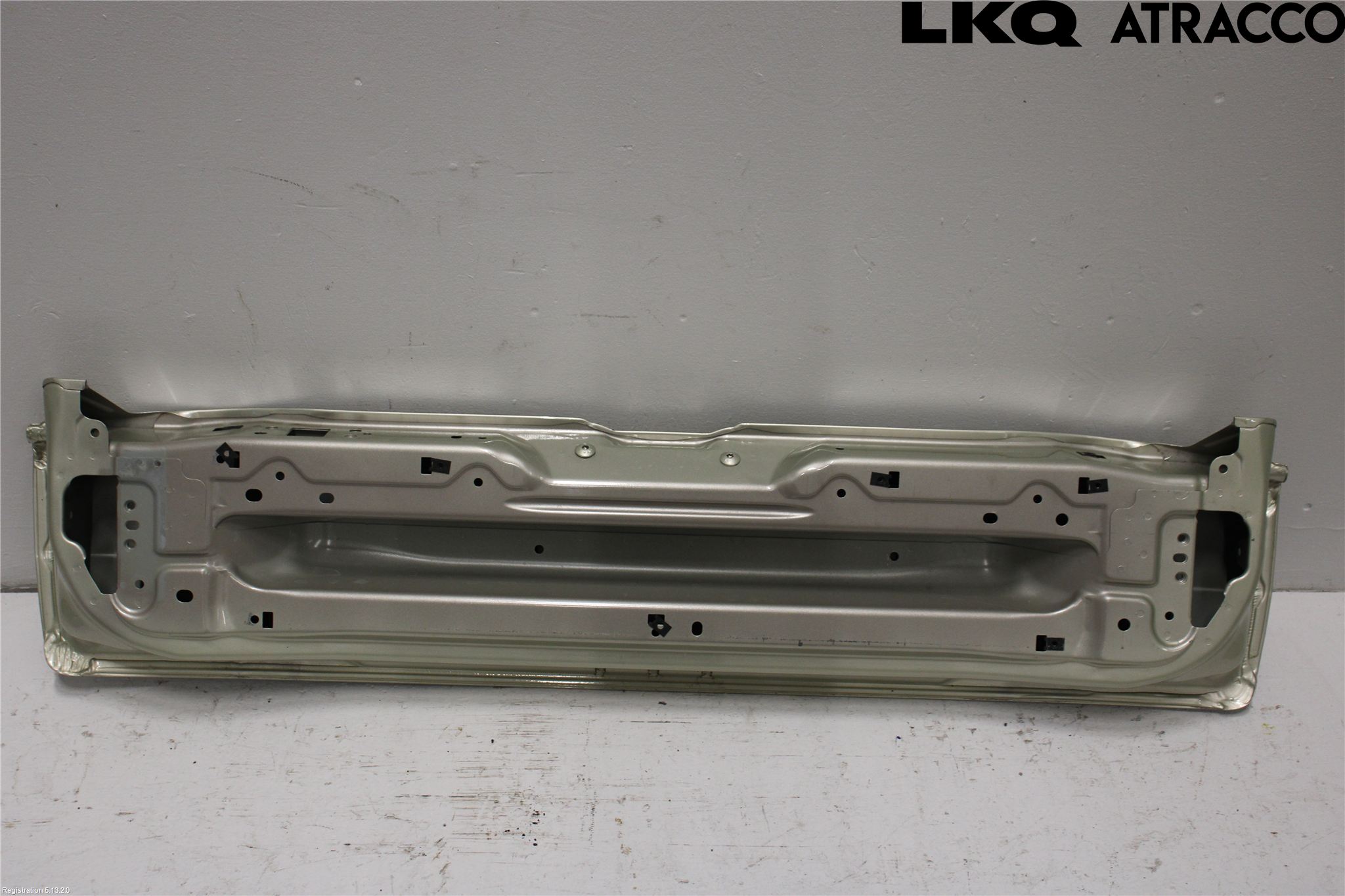 Volvo XC90 03-06 Bakluke Del Nedre (2Delt)