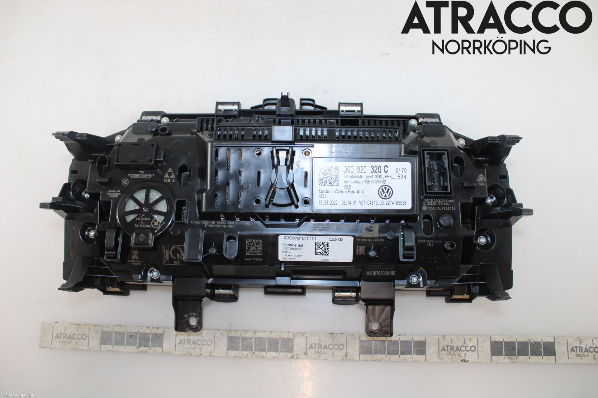 Volkswagen VW PASSAT 20-24 Instr Kombinert
