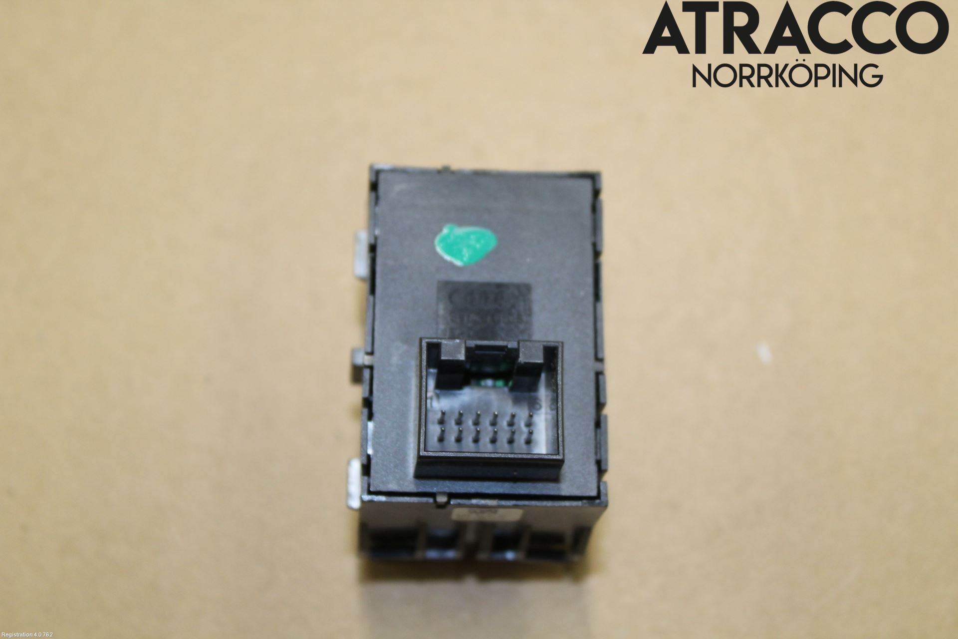 Audi A4/S4 B9 16-19 Bryter Parkeringsbrems