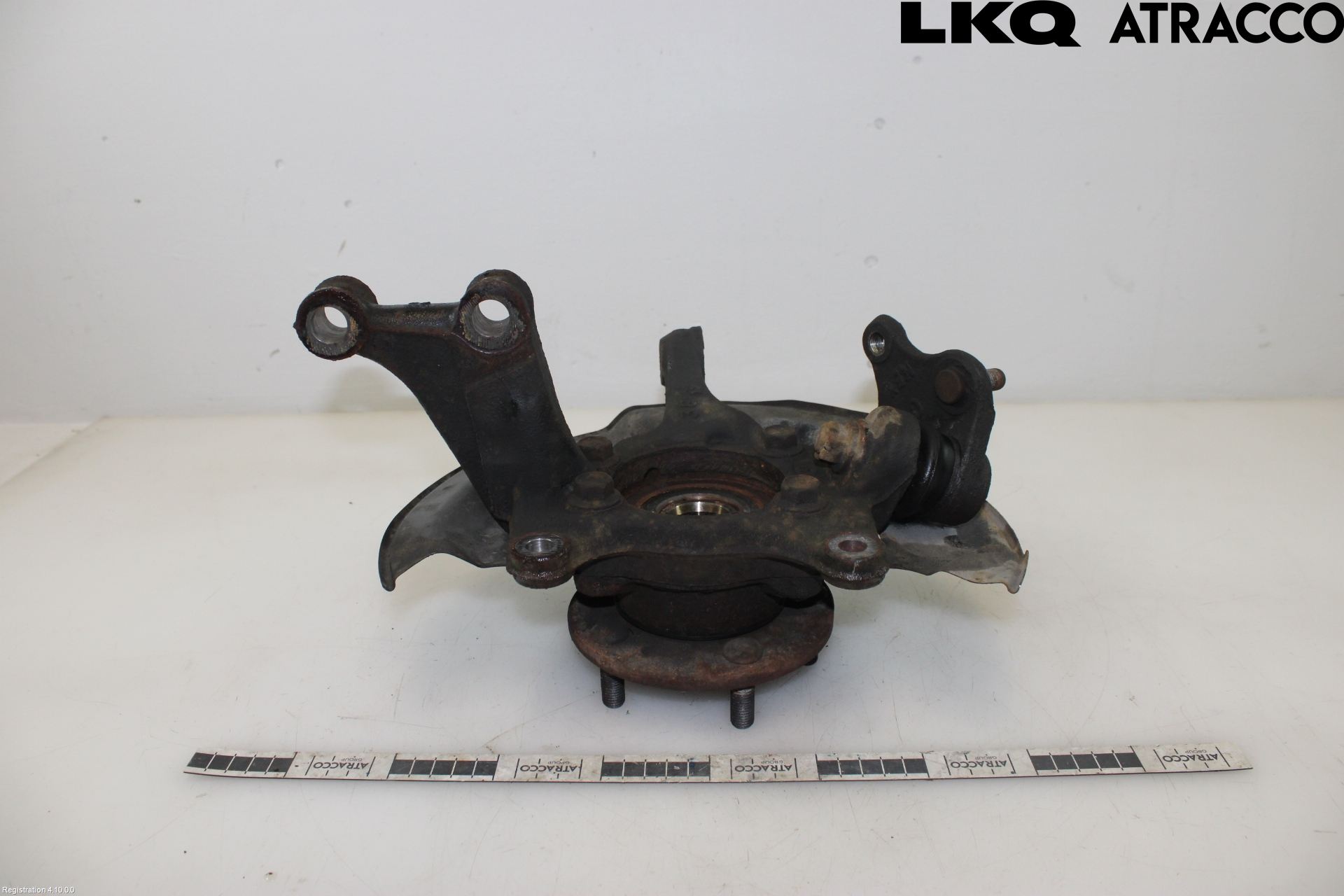 Toyota AURIS 13-19 Spindel Hf