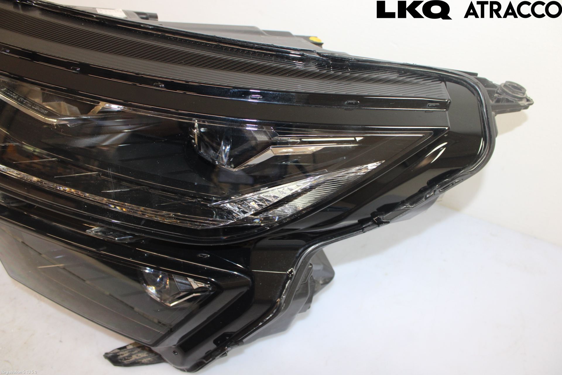 Skoda KODIAQ 17-24 Frontlykt Venstre