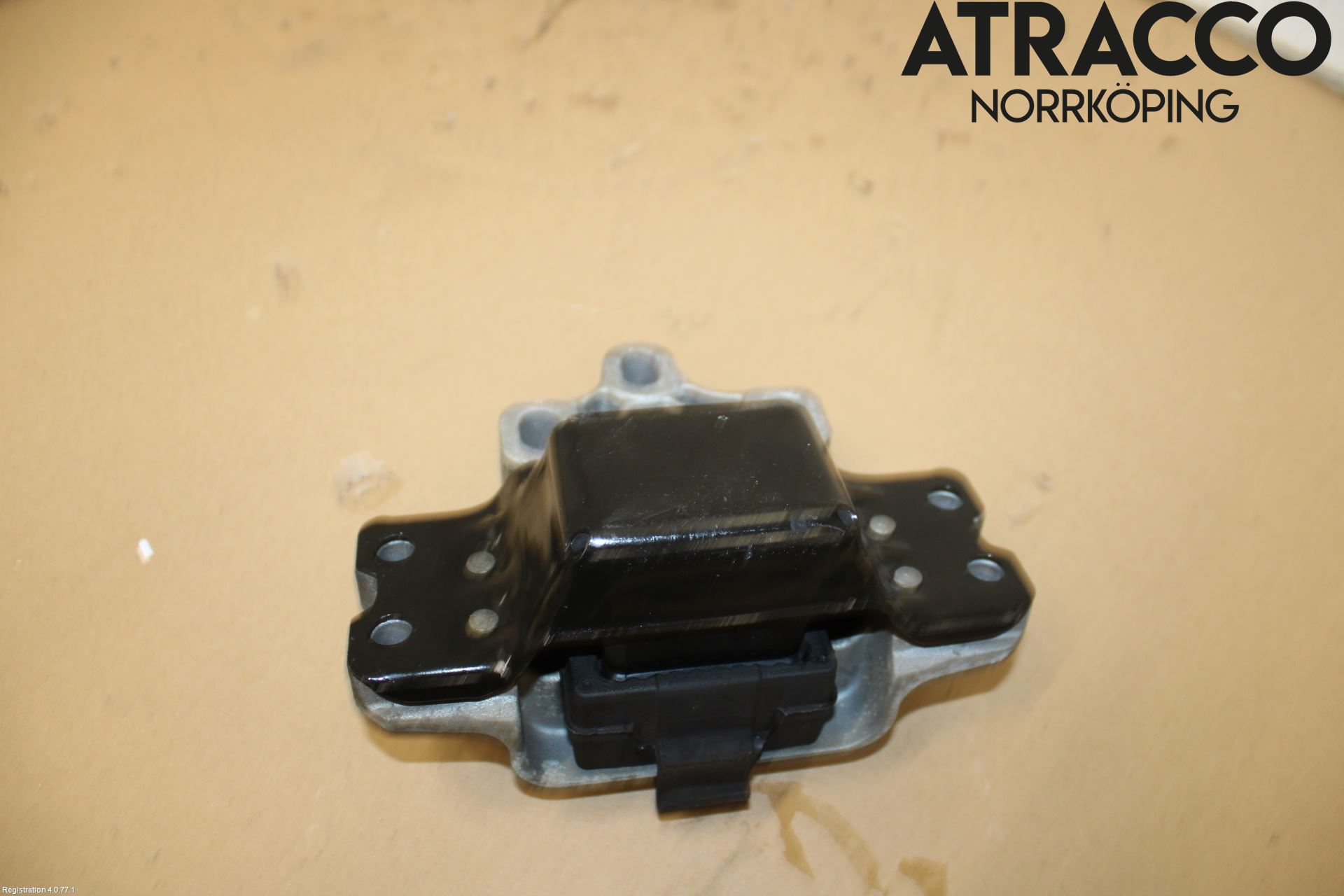 Volkswagen VW EOS  06-10 Motor Feste Gummi