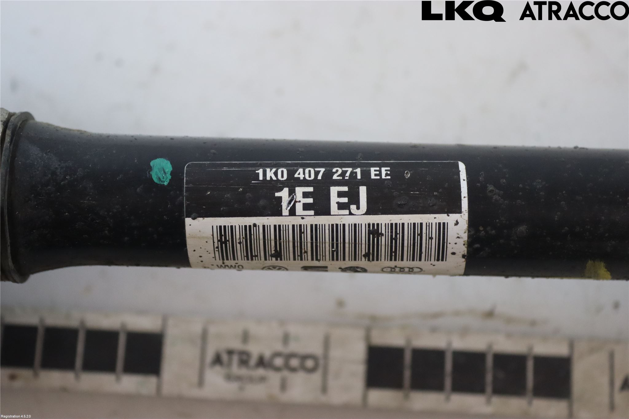 Volkswagen VW PASSAT 11-14 Drivaksel Foran Kompl Venstre