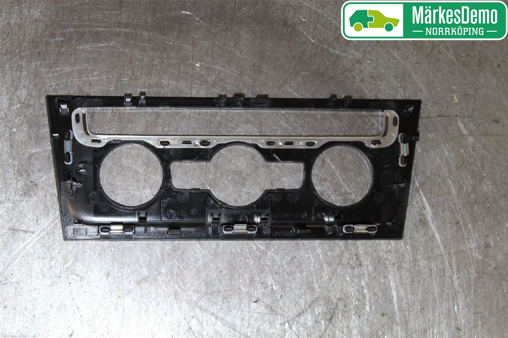 Volkswagen VW GOLF / E-GOLF VII 13-20 Innr Radio Ramme