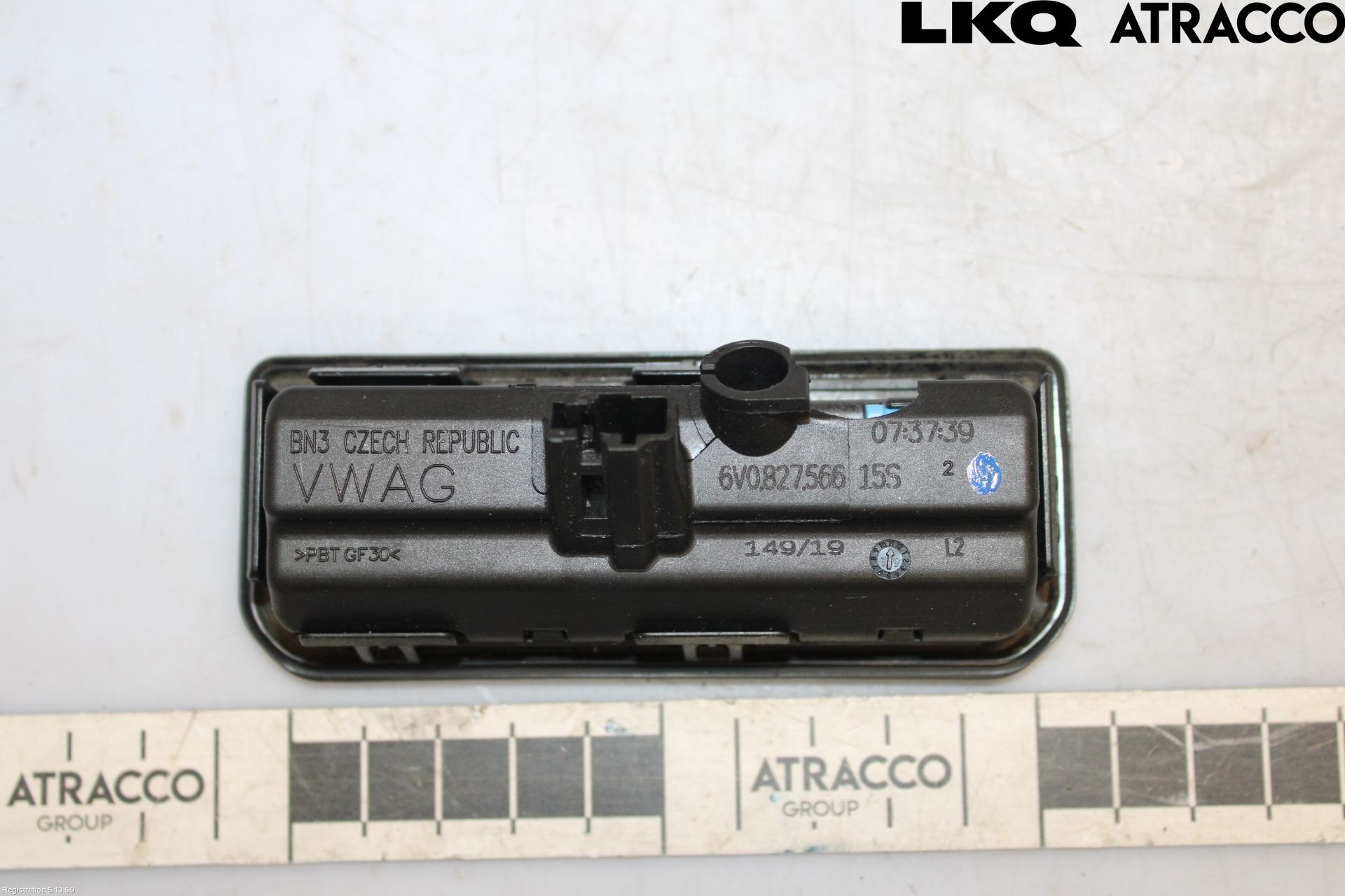 Skoda FABIA 15-21 Bakluke Handtak Ytre