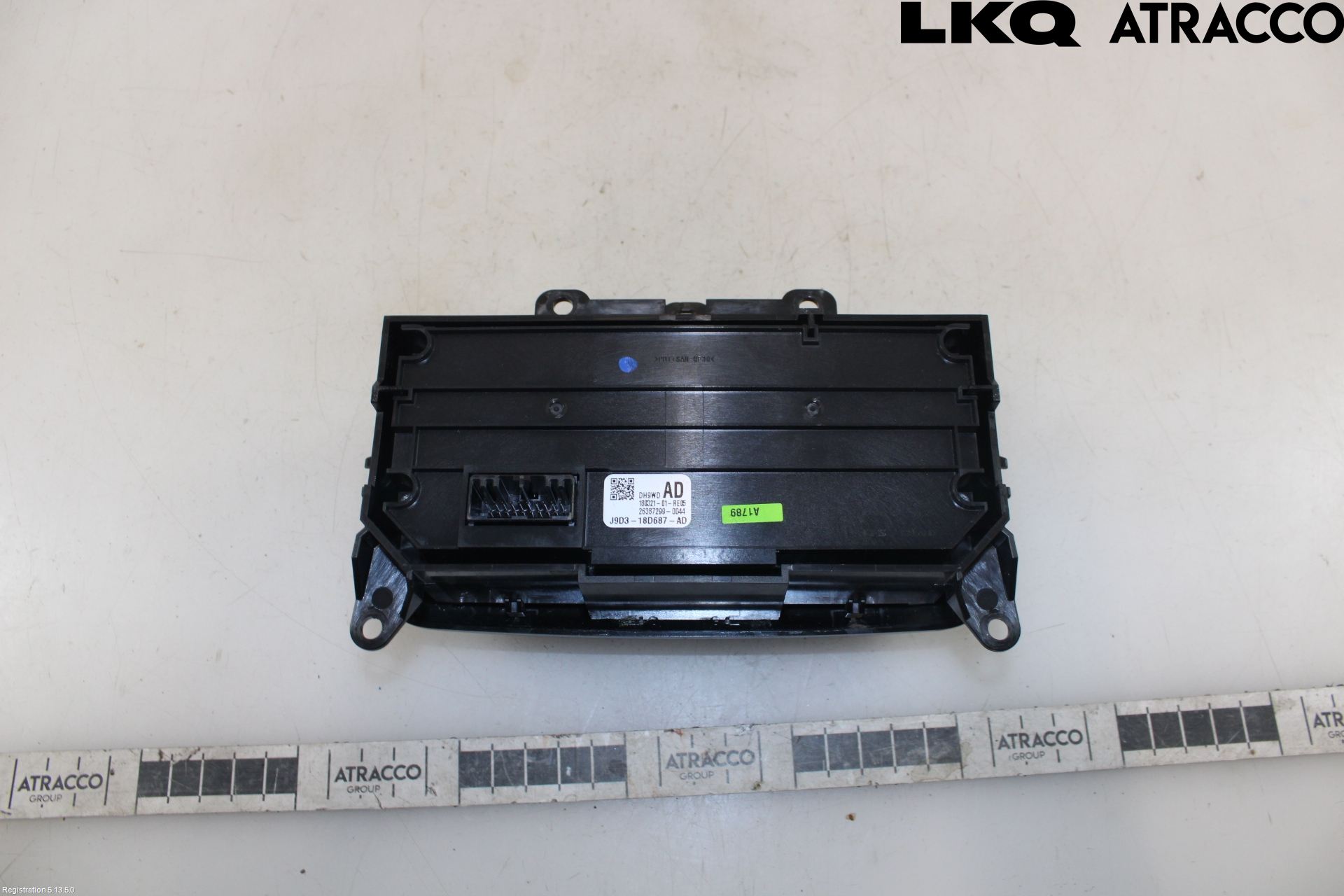 Jaguar I-PACE 18- Varmeapparat Panel(Regulering)