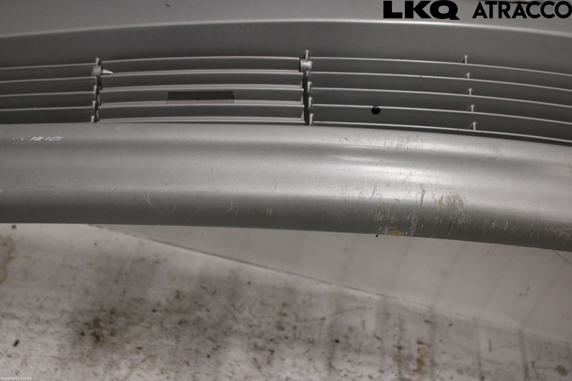 Mercedes-Benz MB 280-560  (W126) 81-91 Støtfanger Foran Plastdeksel