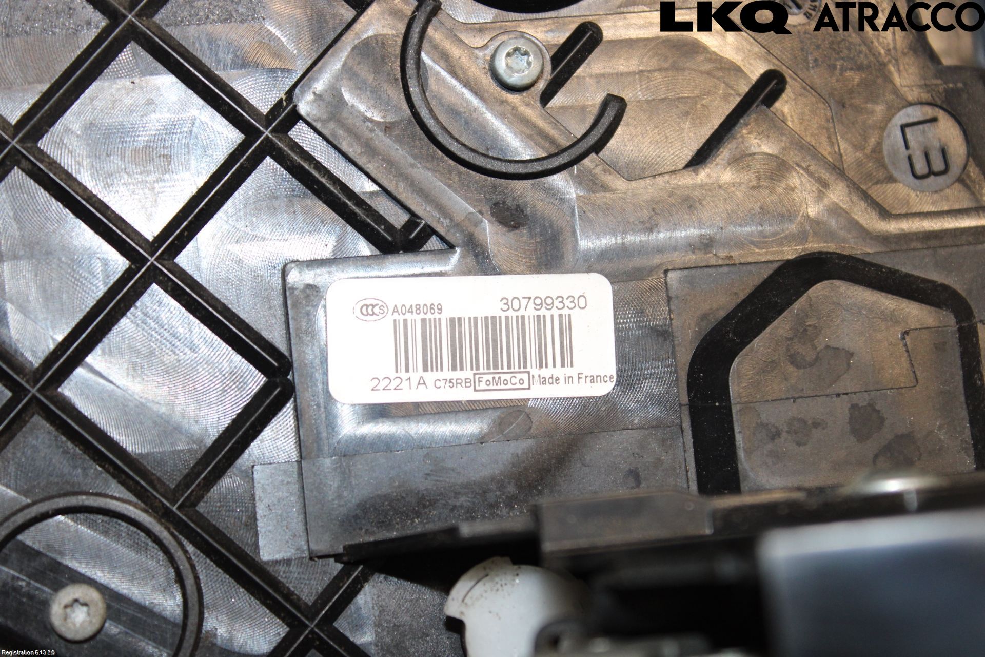 Volvo XC60 09-13 Dørlås - Låsekasse