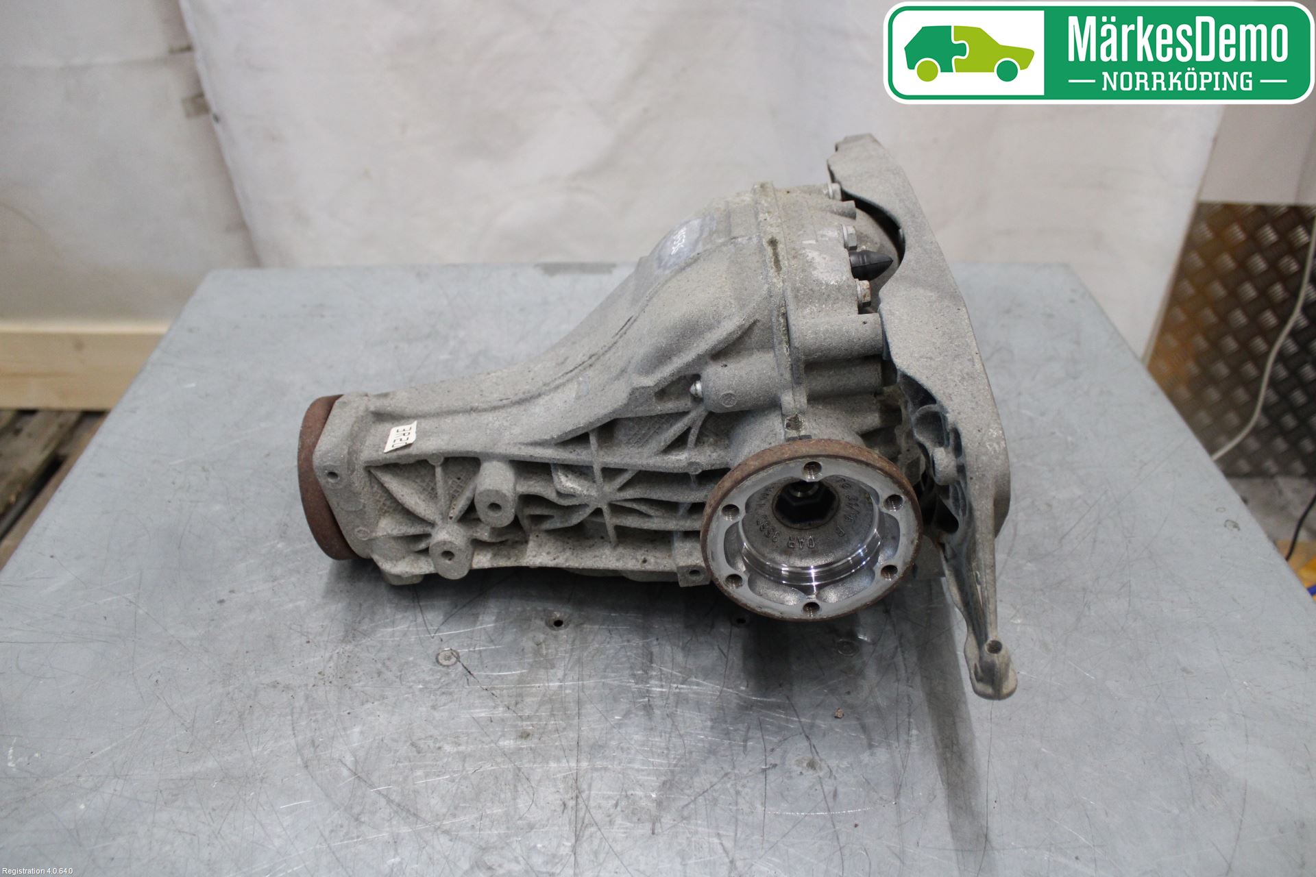 Audi A6/S6 4G 11-18 Bakaksel Kardang Bak -Diff