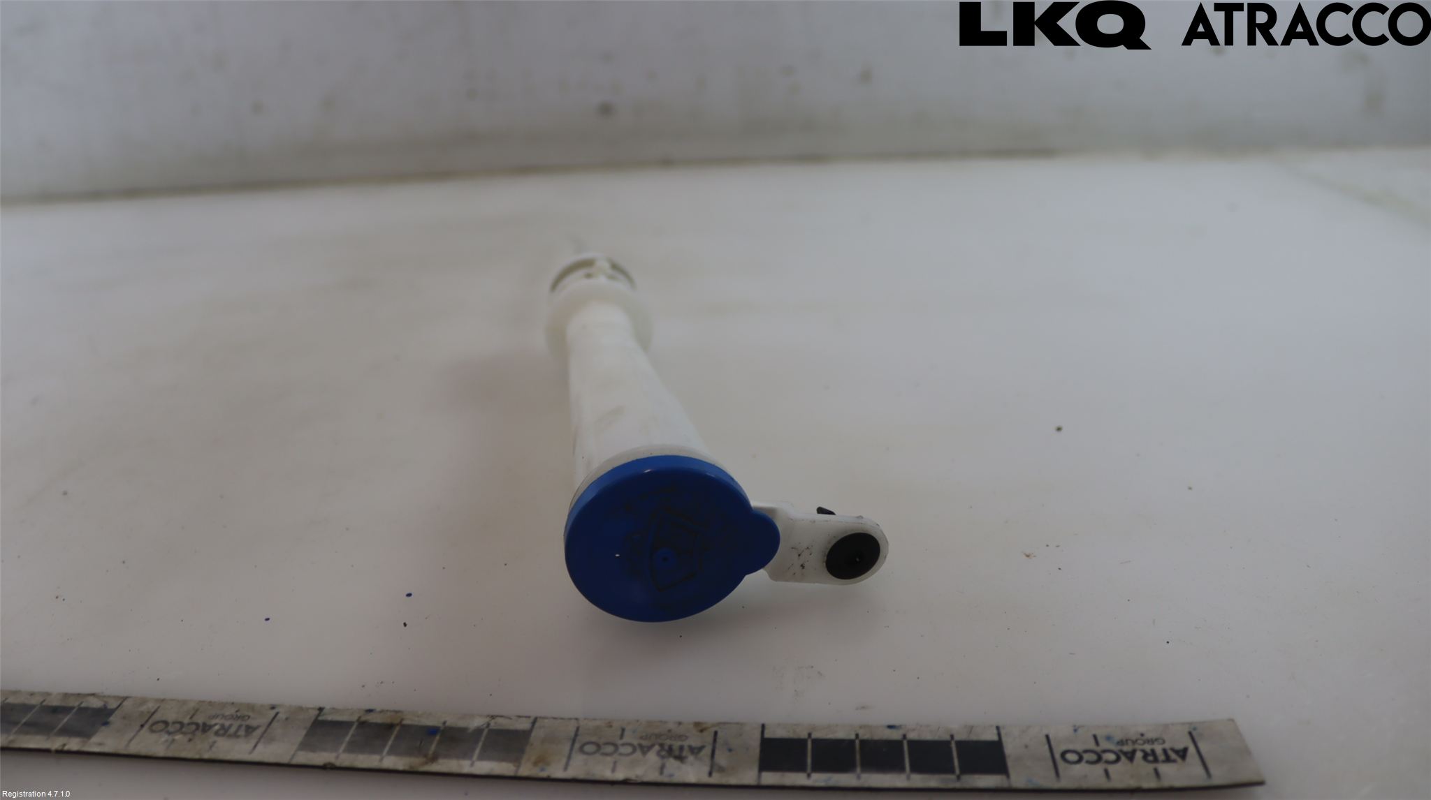 Toyota AURIS 13-19 Påfyllingsrør For Vasketank